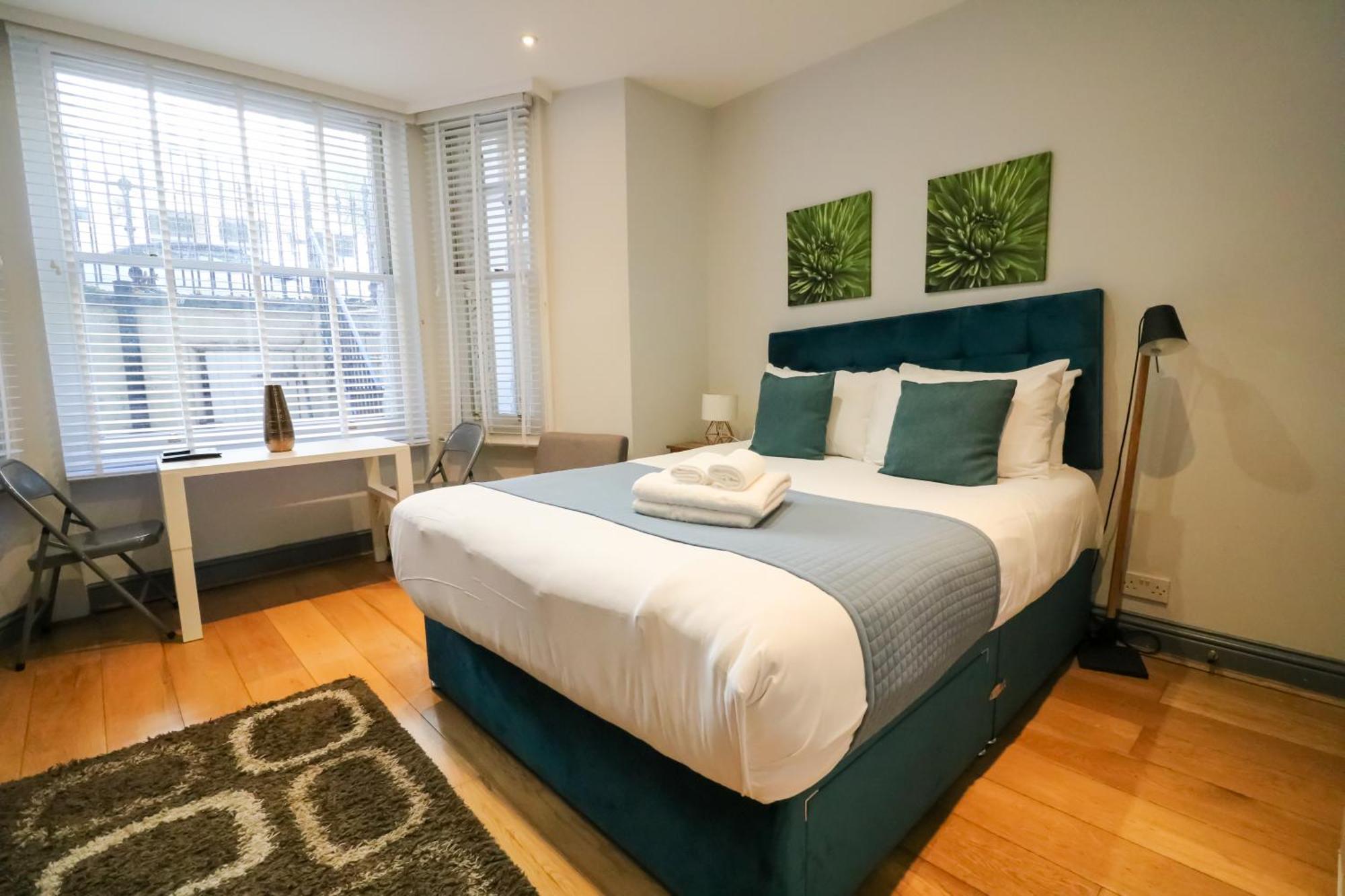 Apartment Longridge Road