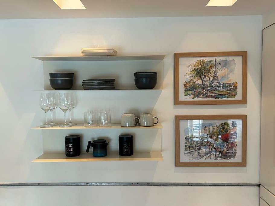 Apartment Modern 1-bedroom Flat On The Avenue London