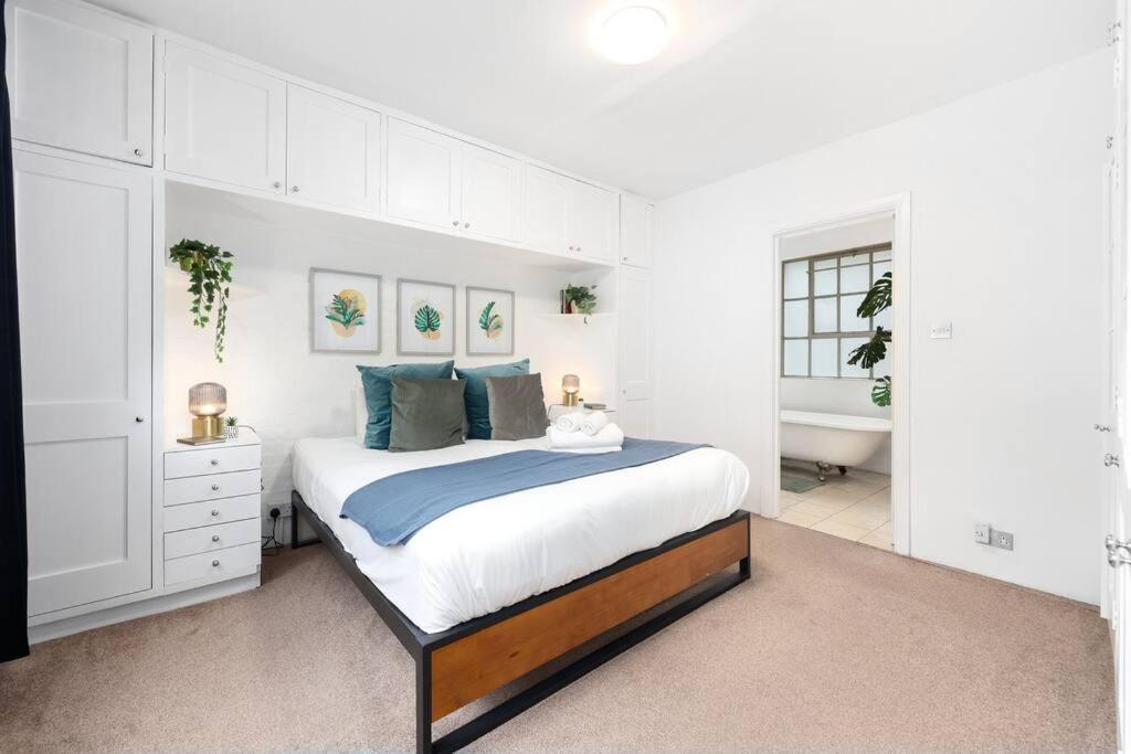 Apartment Two-bedroom Short Term & Flexible Renting Hackney With Free Wifi And Roof Terrace! *