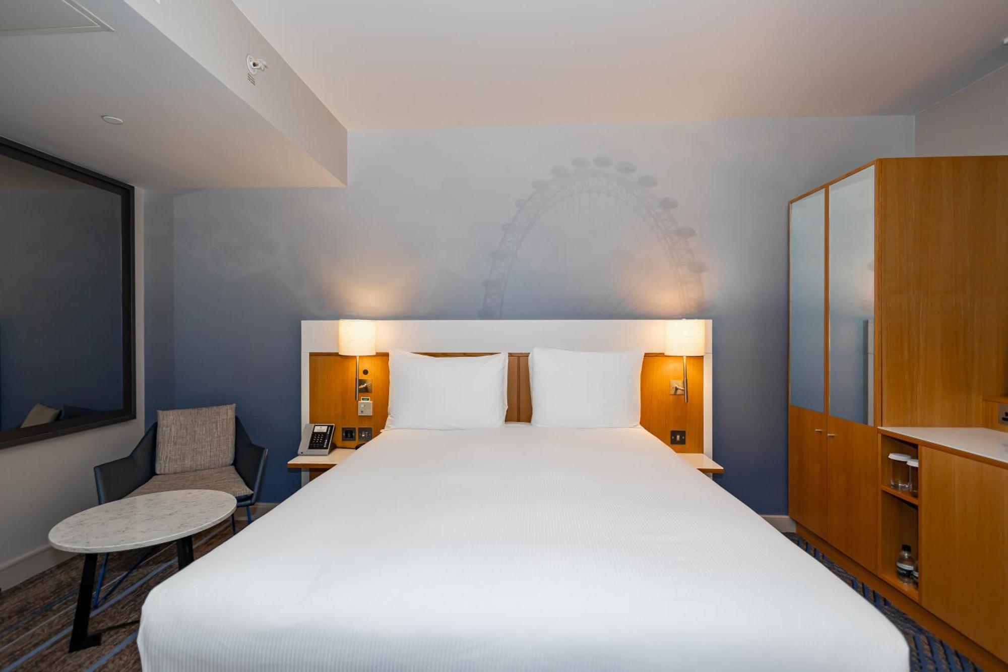 Doubletree By Hilton - Tower Of