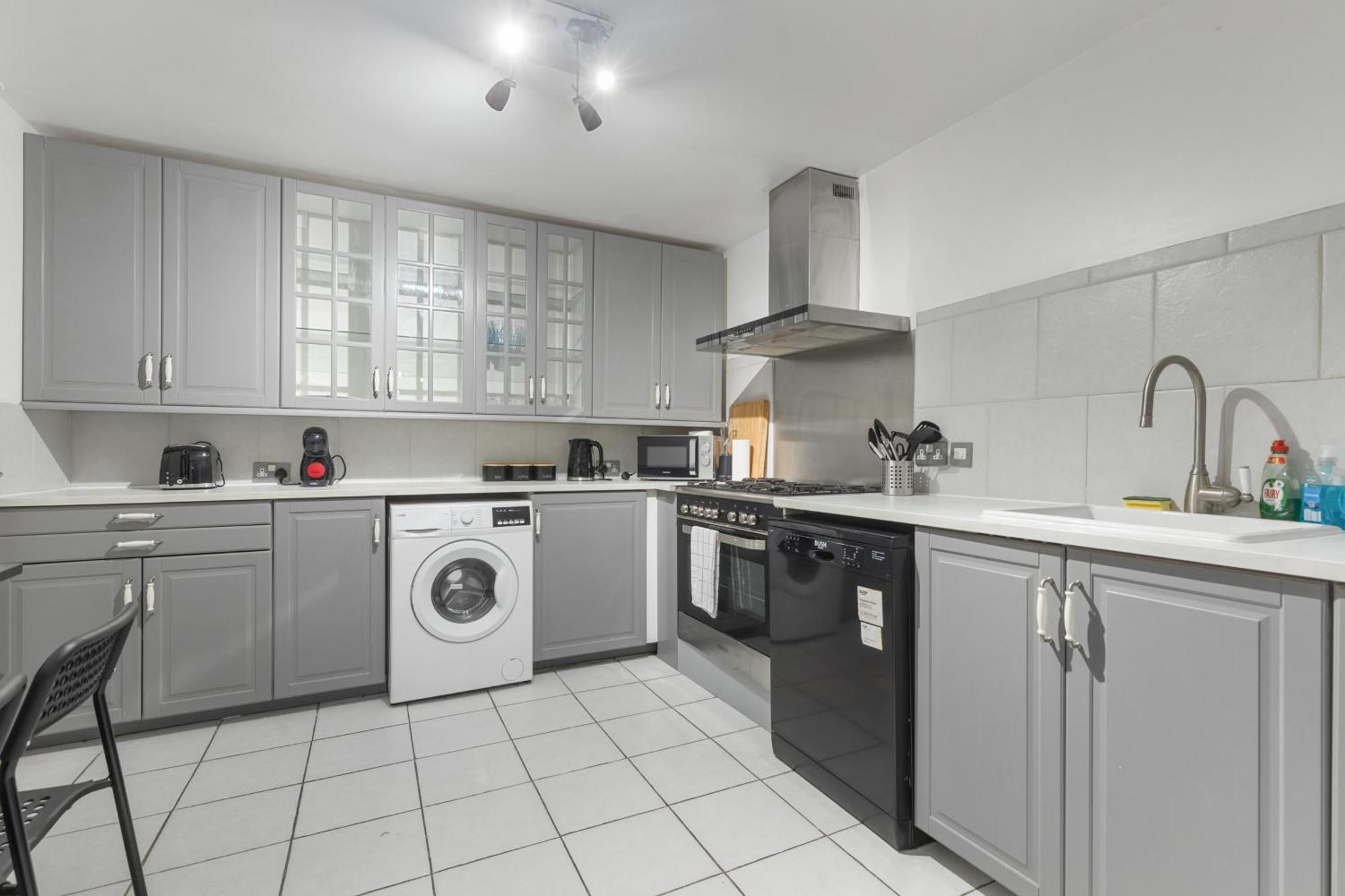Archway Oasis - Beautiful & Spacious - Close To Ldn