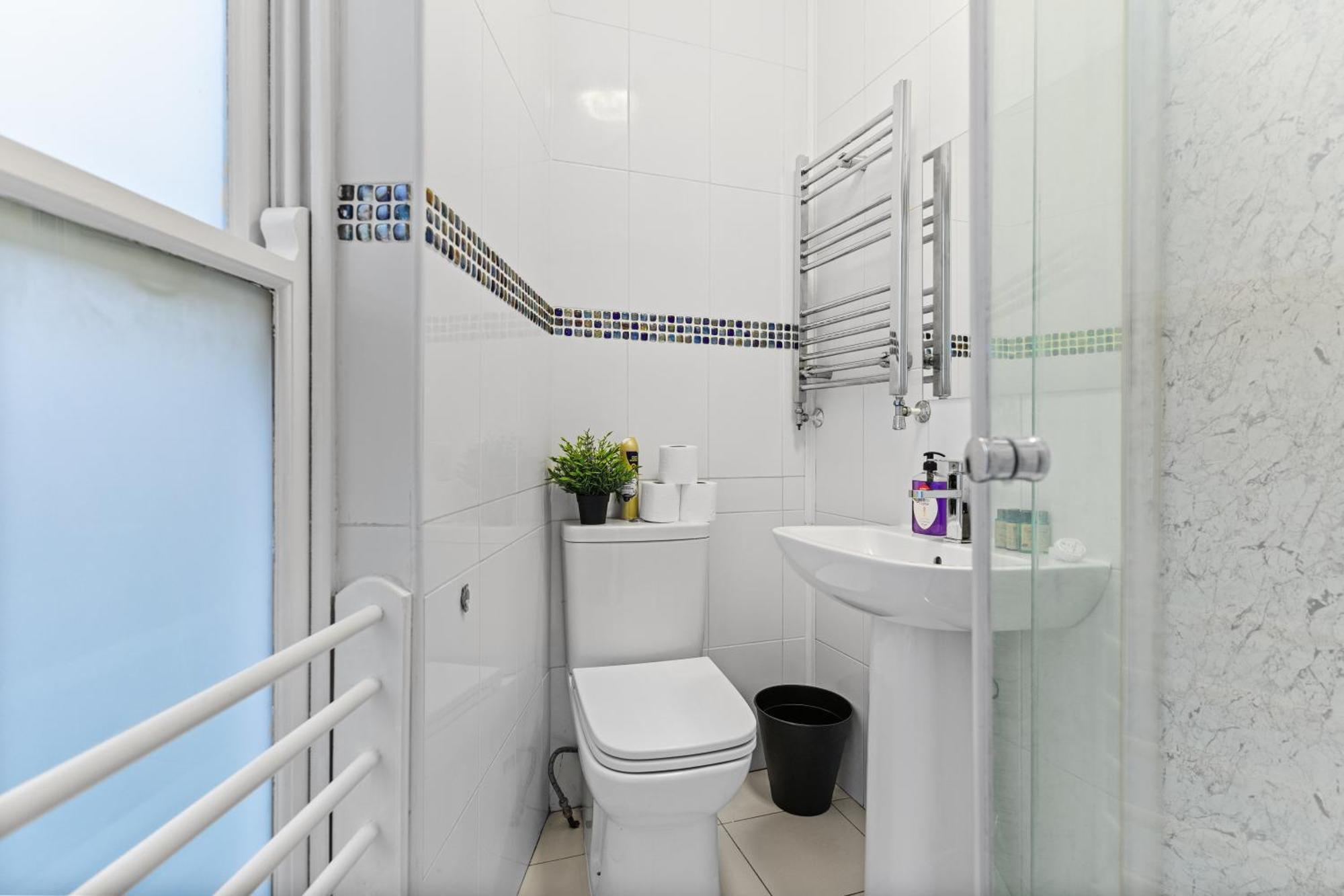 Affordable One Bedroom & In Apartamento *