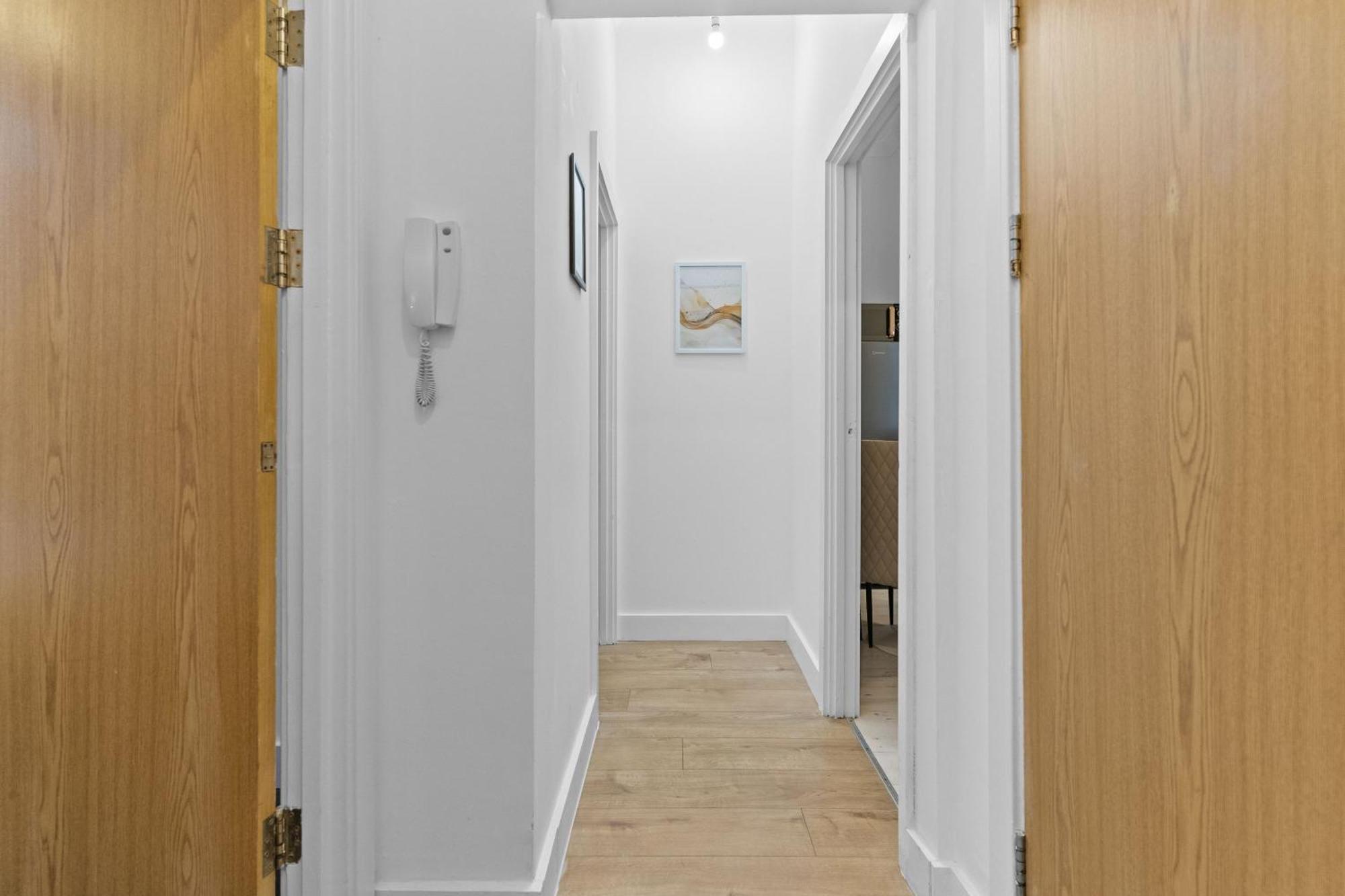 Affordable One Bedroom & In Apartamento *