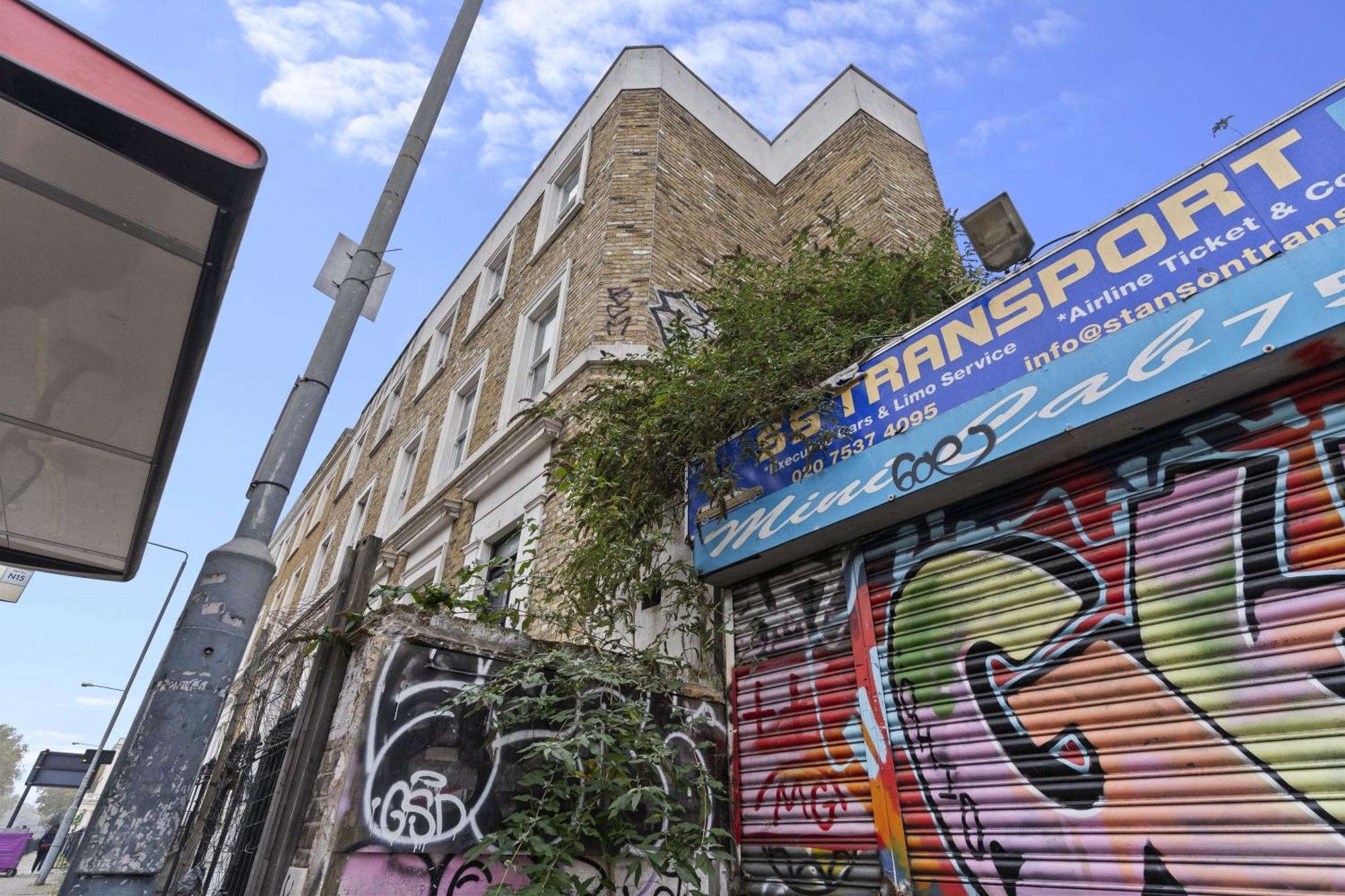Affordable One Bedroom & In Apartamento Londres
