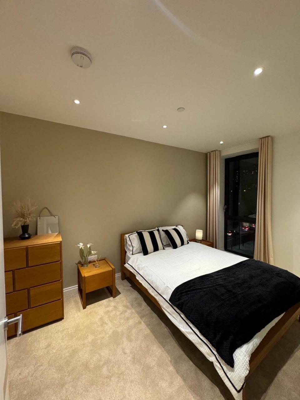 Air Airport 2 Bedroom *
