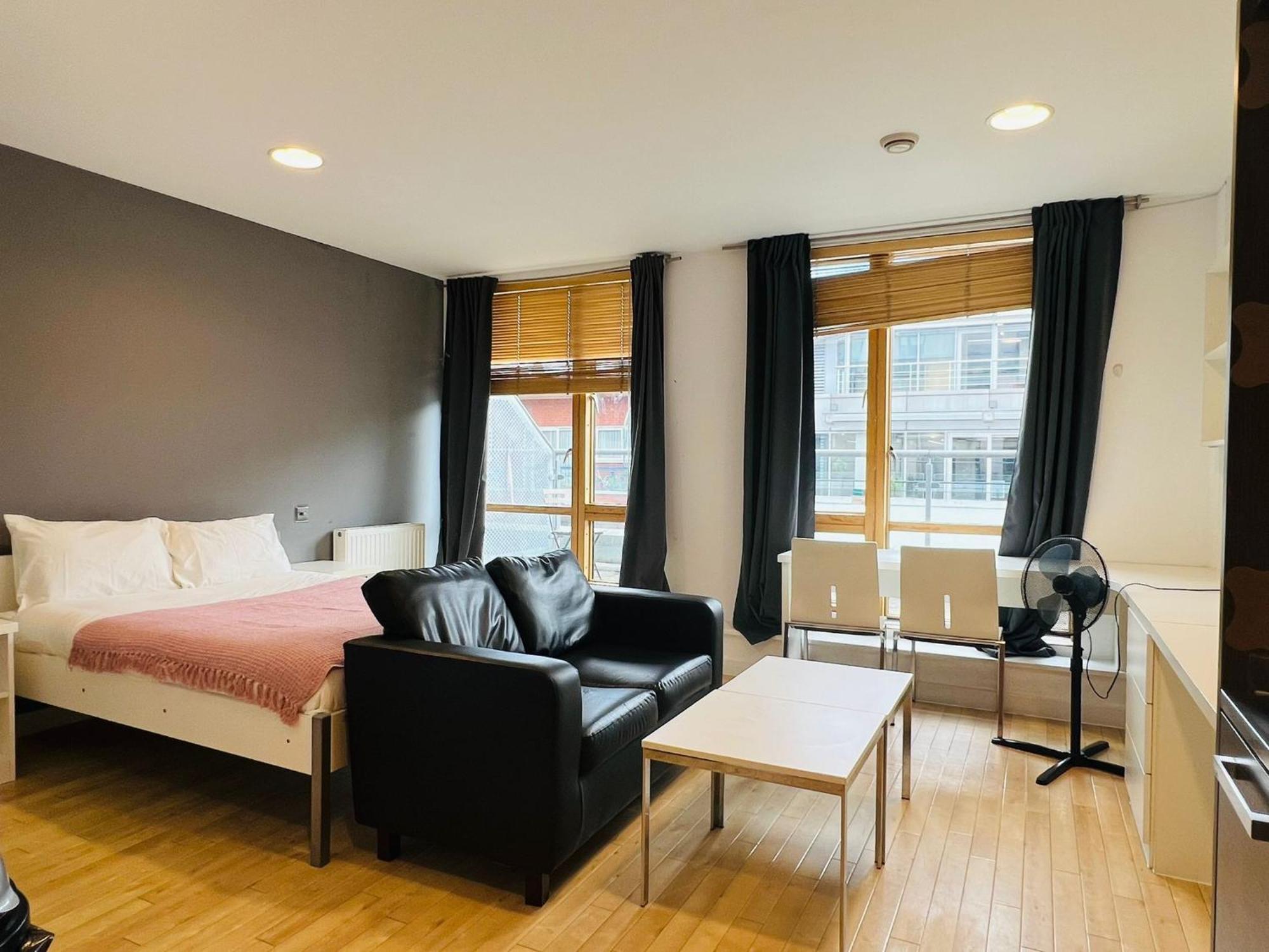Stuhomes - Arundel House London