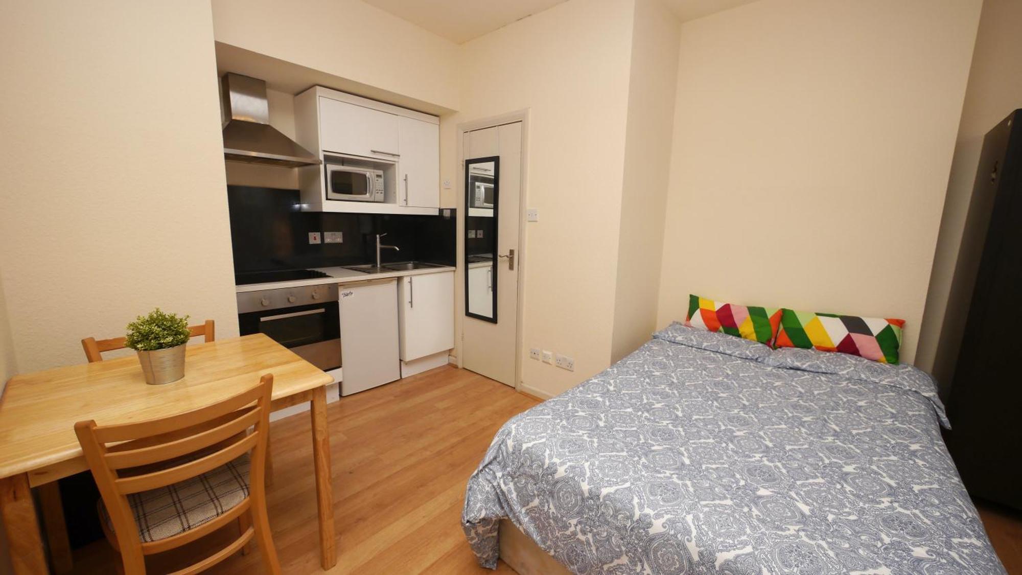 Studio 20 Ash Aparthotel London