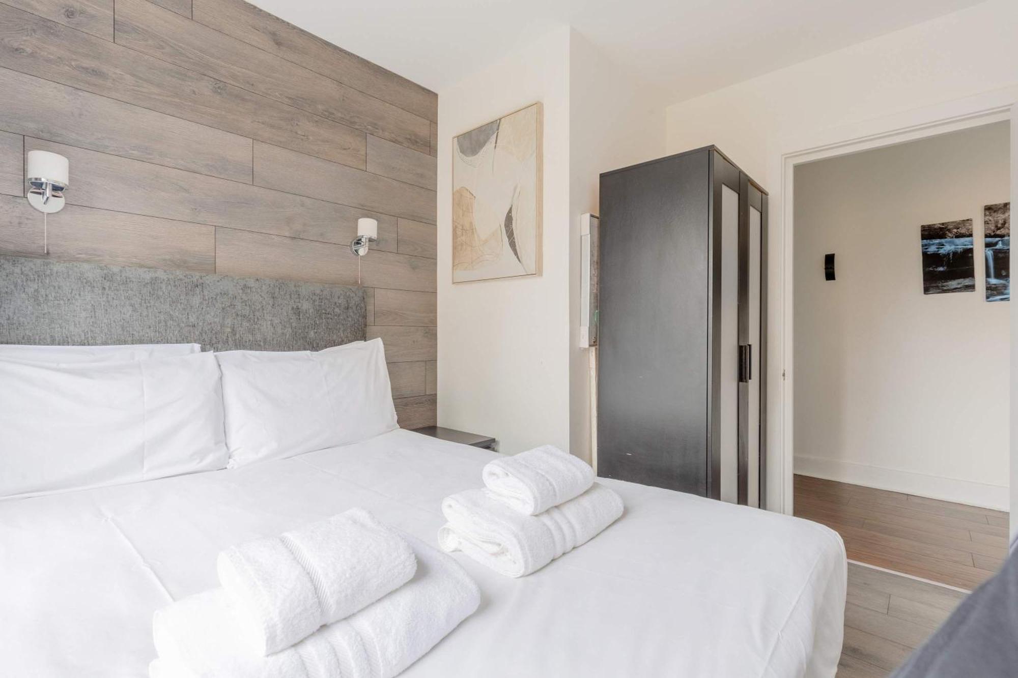 Bright 2 Bedroom Flat In Lambeth With Balcony Londen
