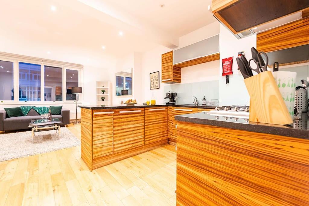 Bright & Modern One Bedroom Flat In Farringdon Apartment