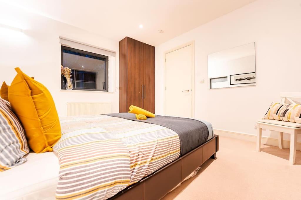 Bright & Modern One Bedroom Flat In Farringdon Apartment *