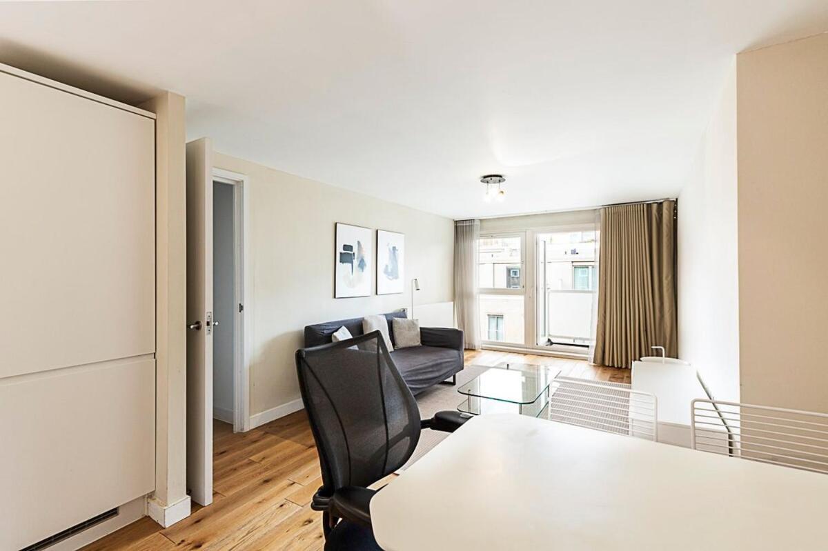 Modern With Balcony Apartamento *