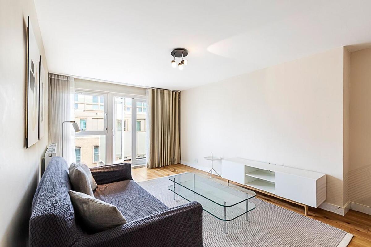 Modern With Balcony Apartamento Londres
