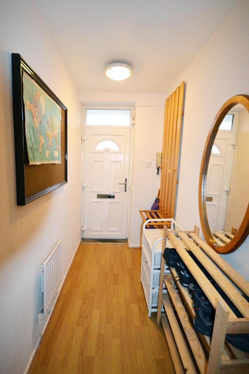 Affordable Double In Trendy Angel, Islington London