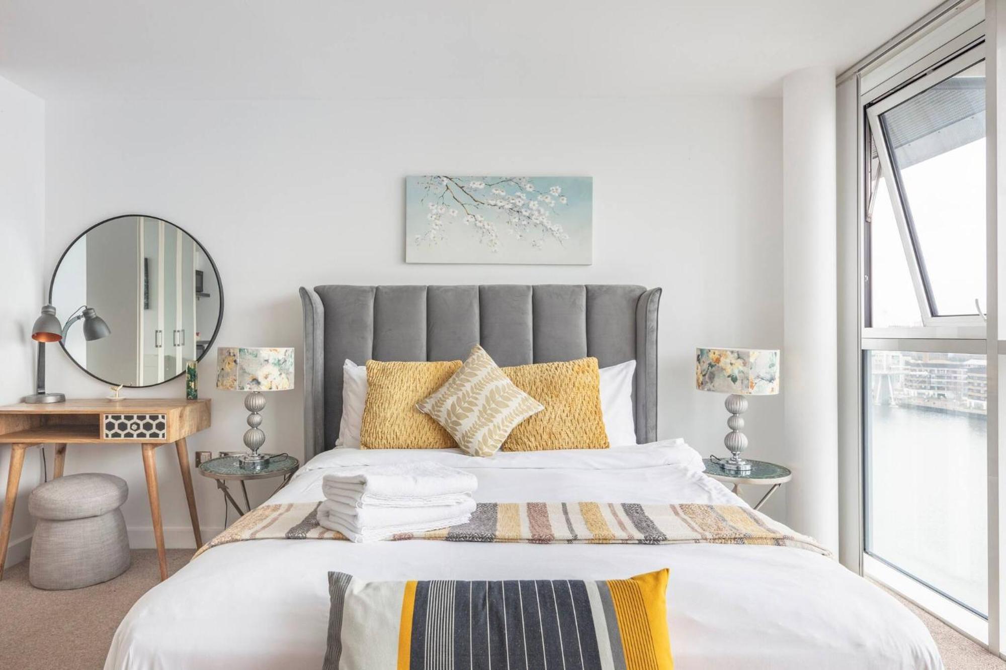 Serene Waterfront - Excel Guest house