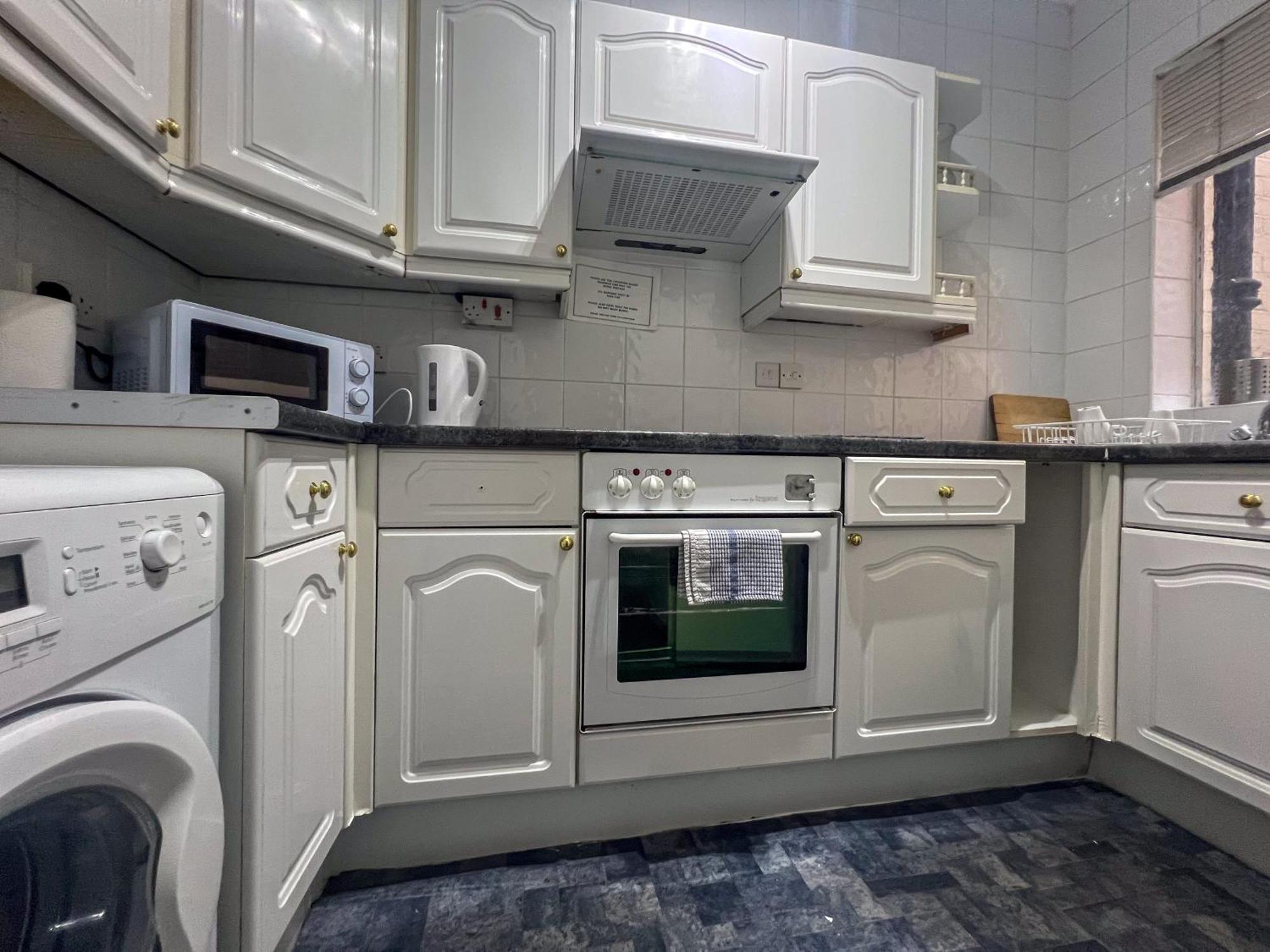 Collection In Prestigious Mayfair Location Apartment