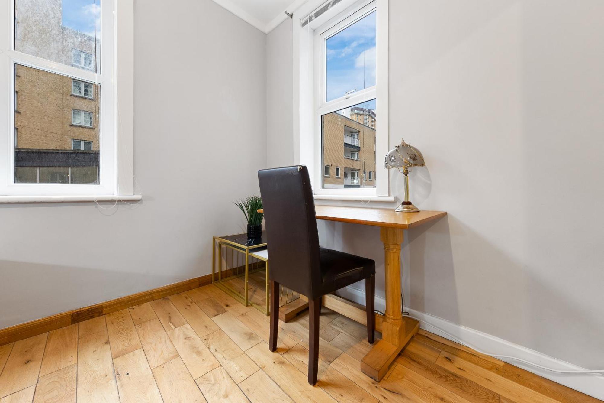 Stylish 1 Bed Canary Wharf - Perfect For Corporate & Tourists