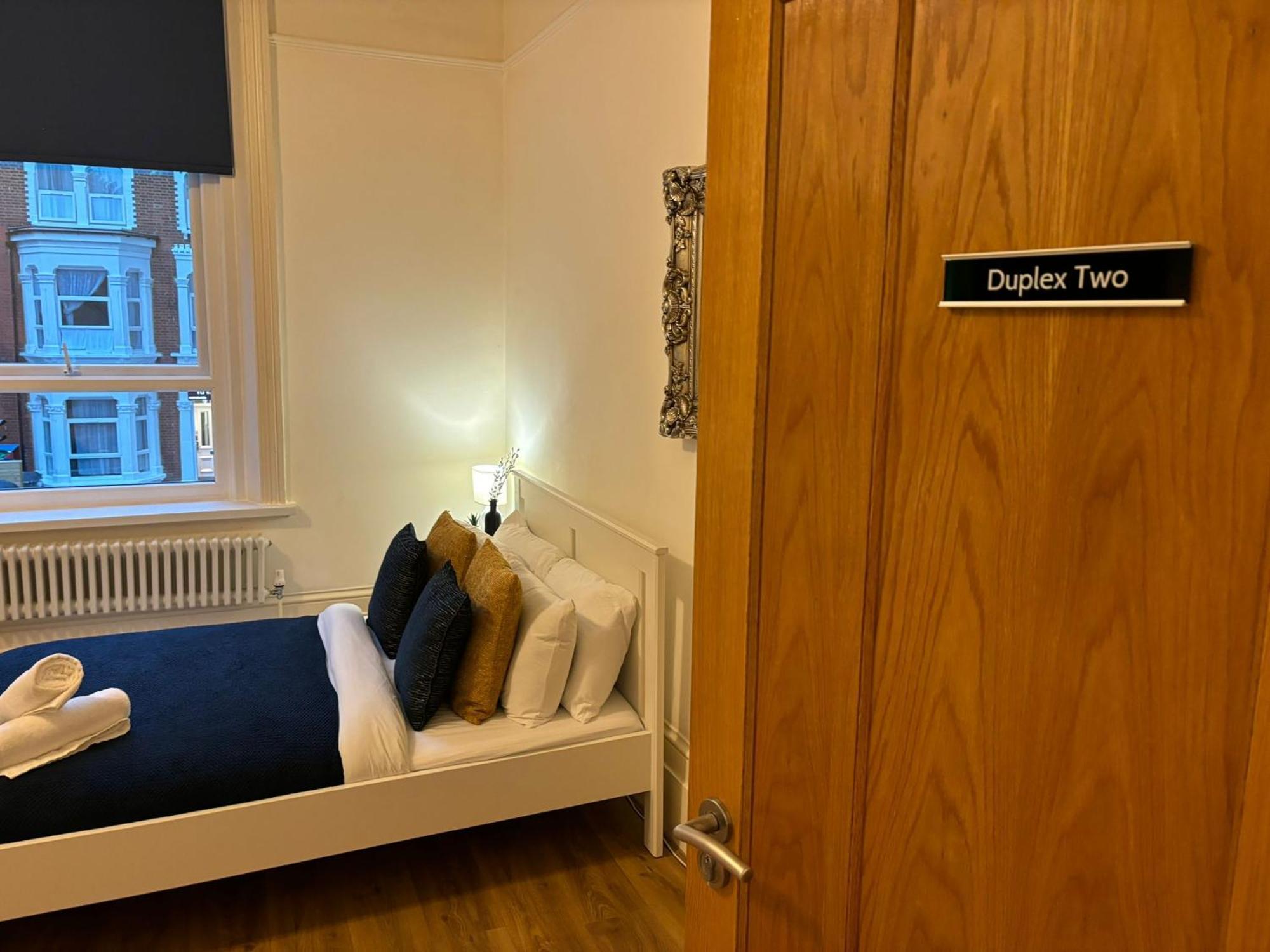Leilighet Zee Homes W6 London