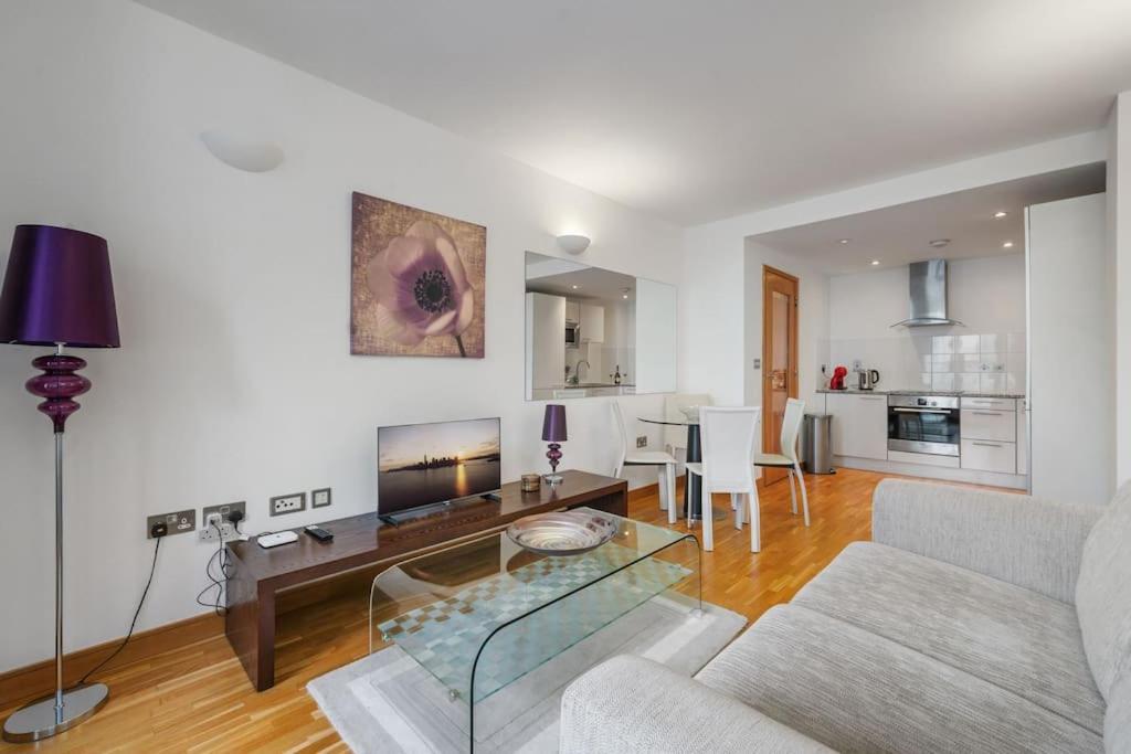 Stylish And Very With Balcony Appartement *