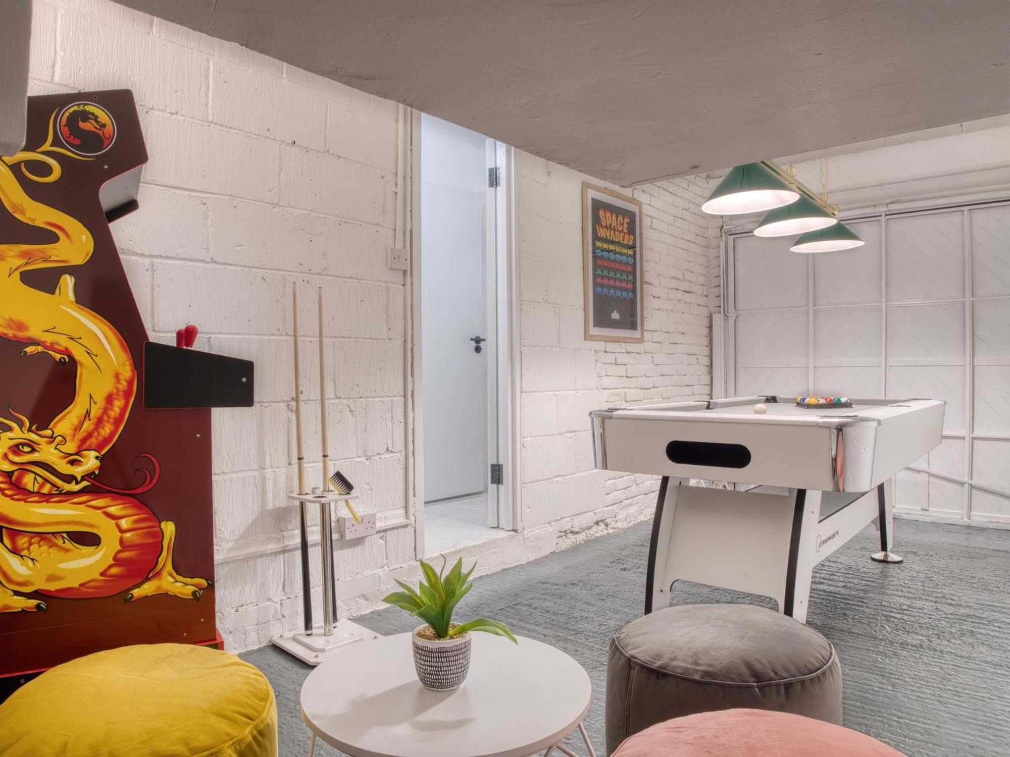 Fulham - Hot Tub, Parking, Games & Cinema Villa *