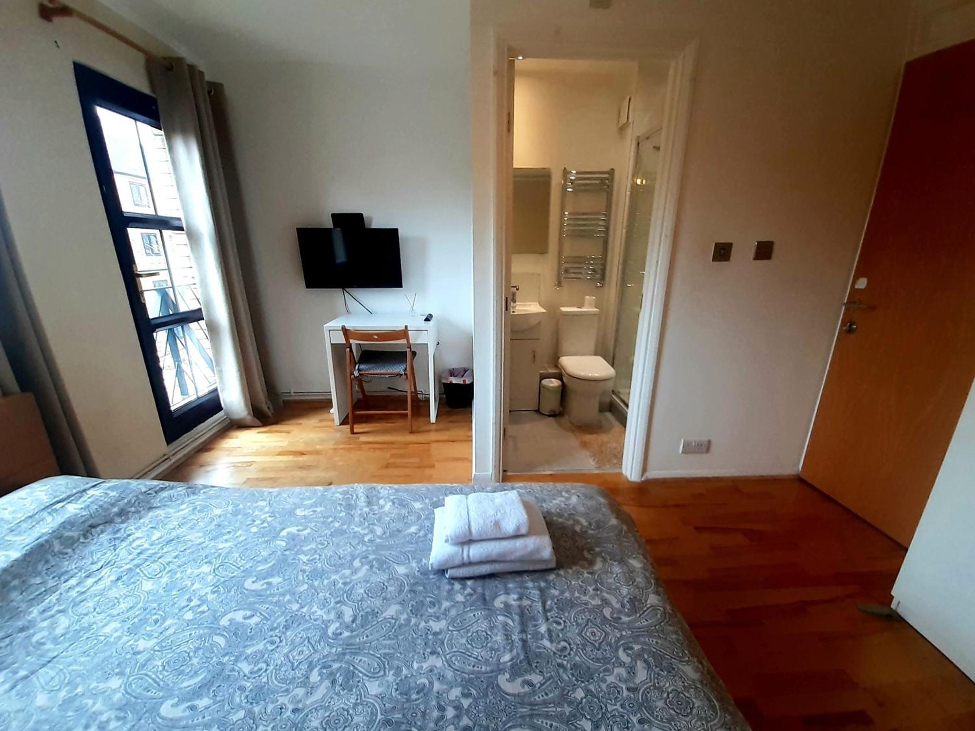 Gjestgiverier With En-suite And Free Parking 3*
