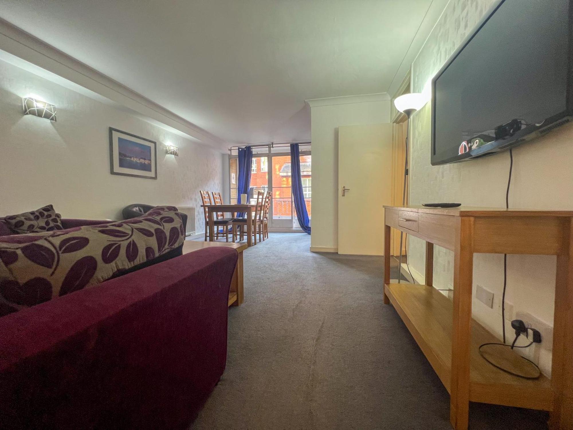 Collection In Prestigious Mayfair Location Apartment