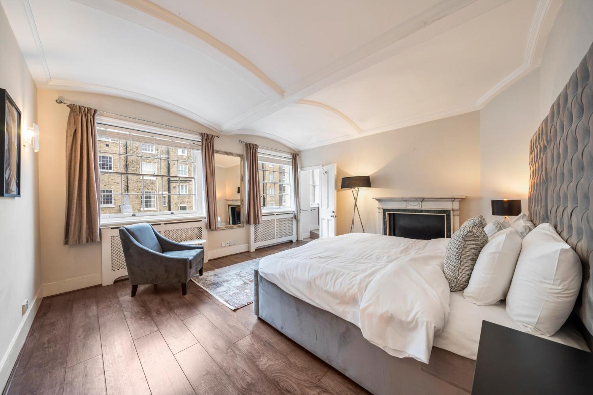 Belgravia Apartment