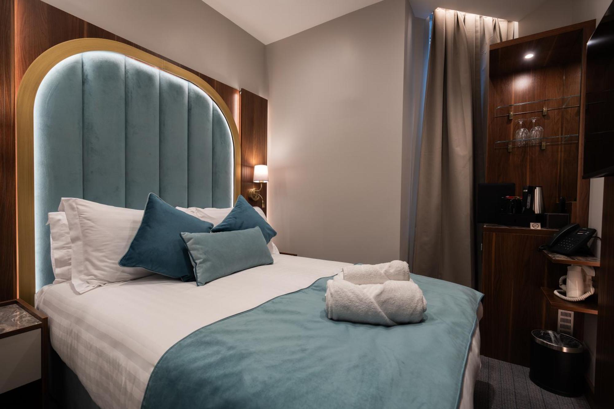 St Mark's - Merit 4* London