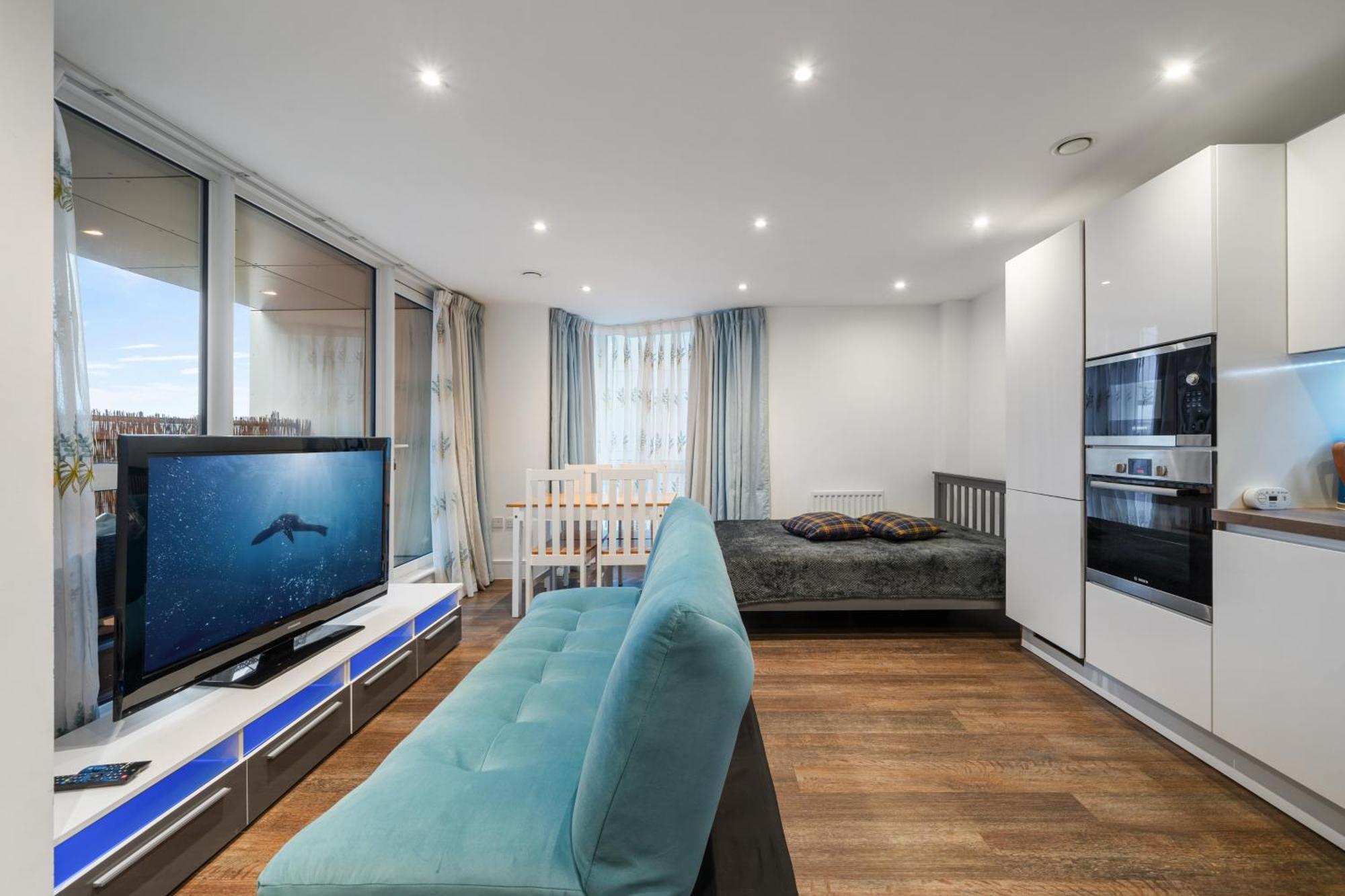 Leilighet Riverside 1br With Easy Transport 20min To Centre London