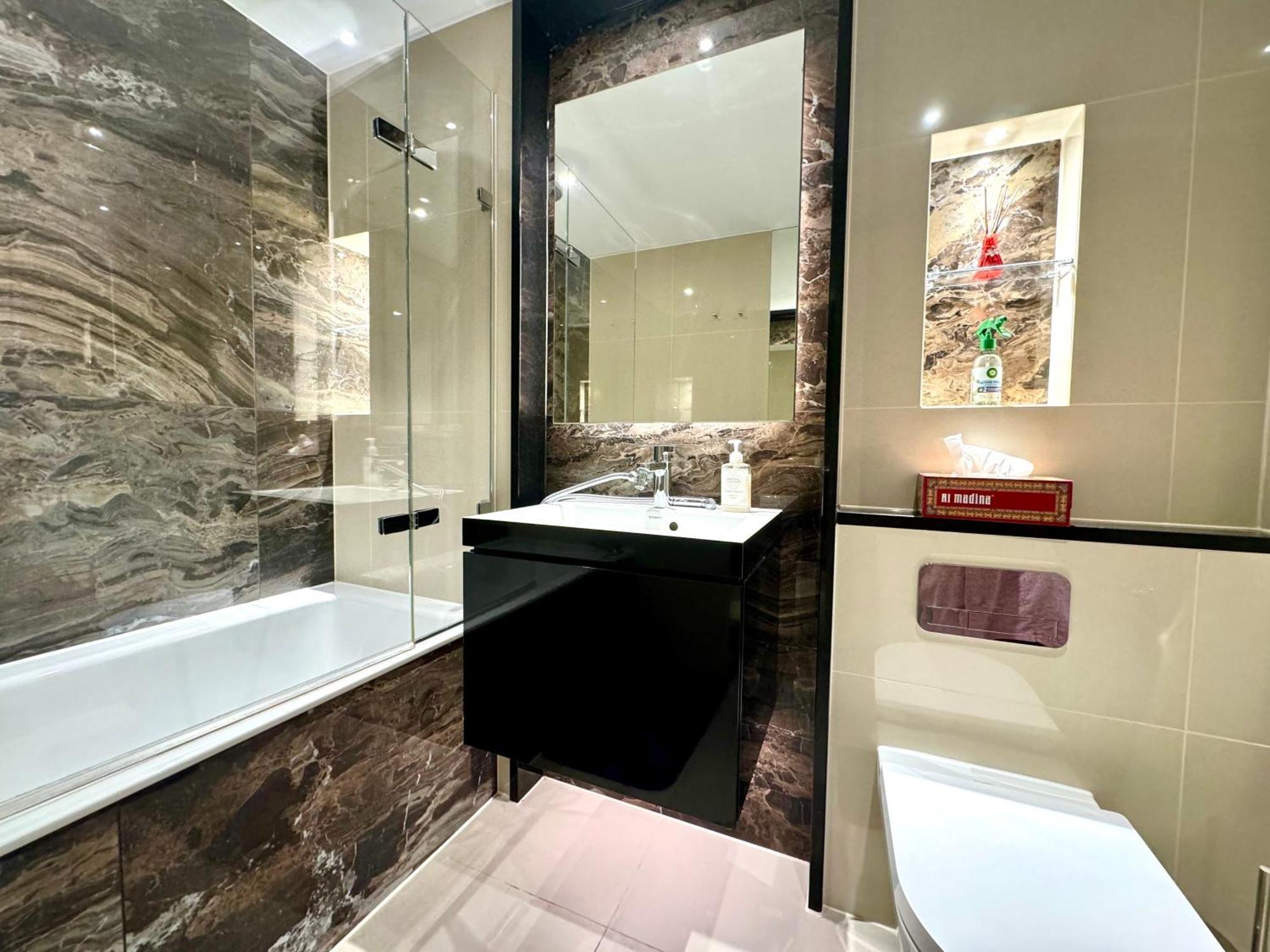 2 Bedroom Luxury Edgware Road By Wild Leilighet