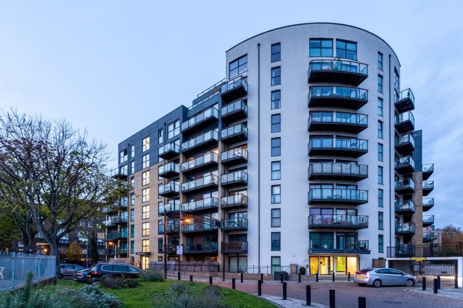 Bright And Stylish Kennington Gem Leilighet