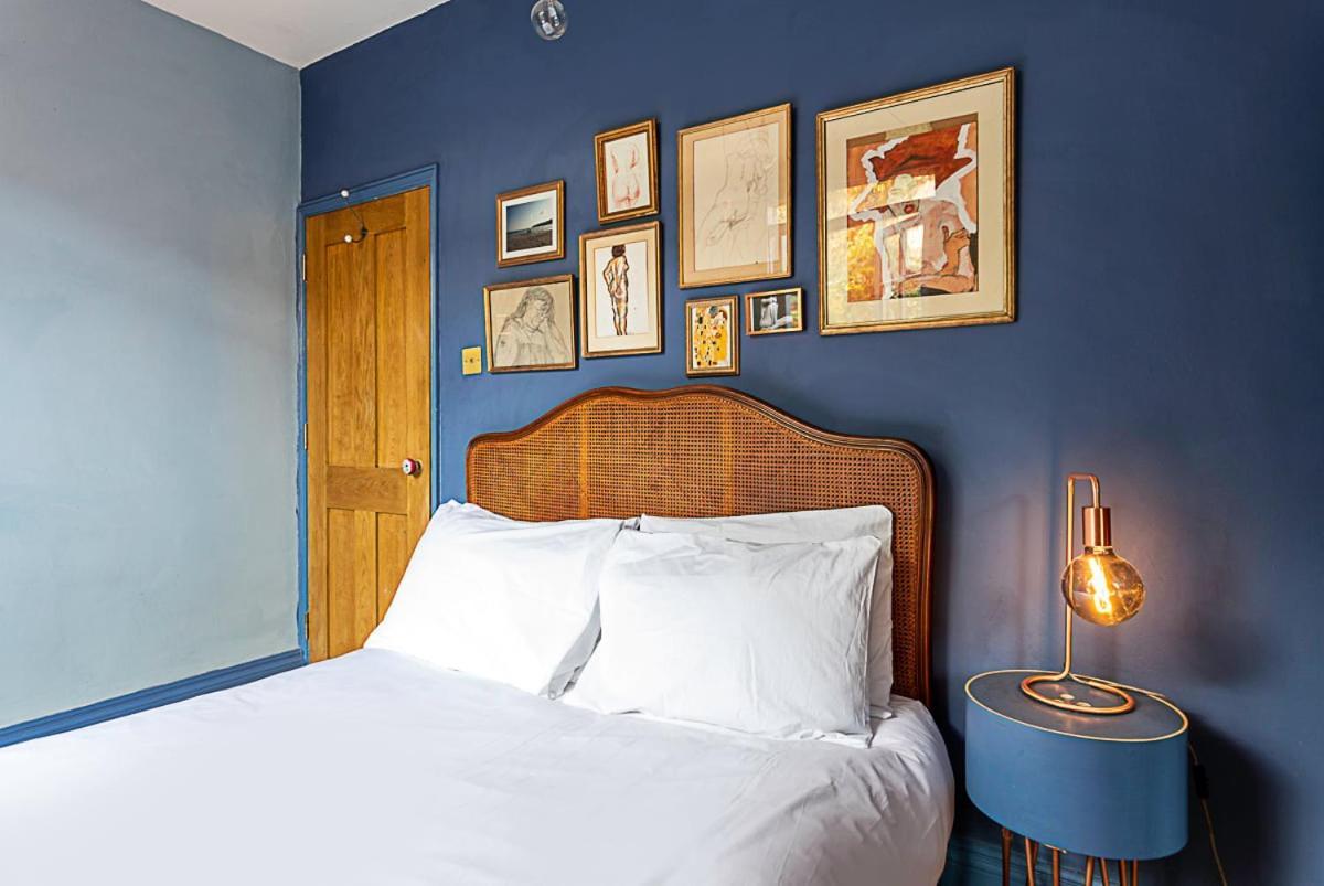 Appartement Charming Acton Dollhouse Londen
