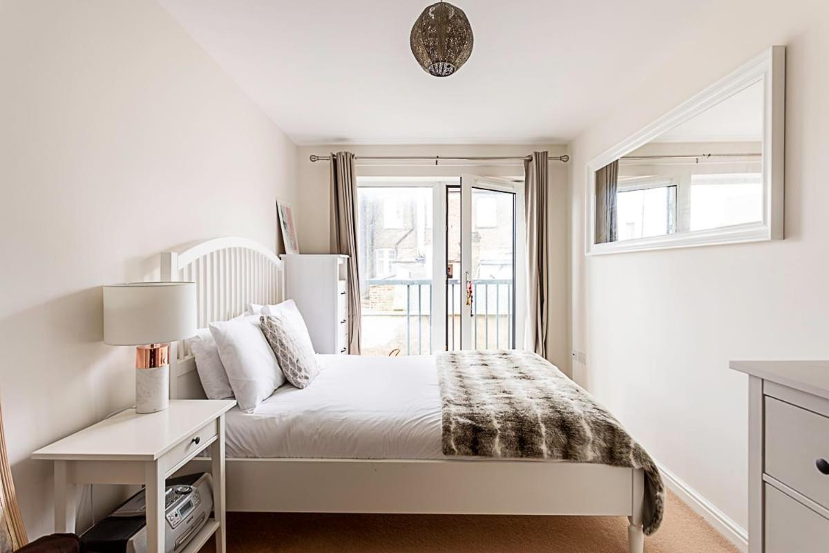 Bright Flat In Historic Whitechapel Leilighet