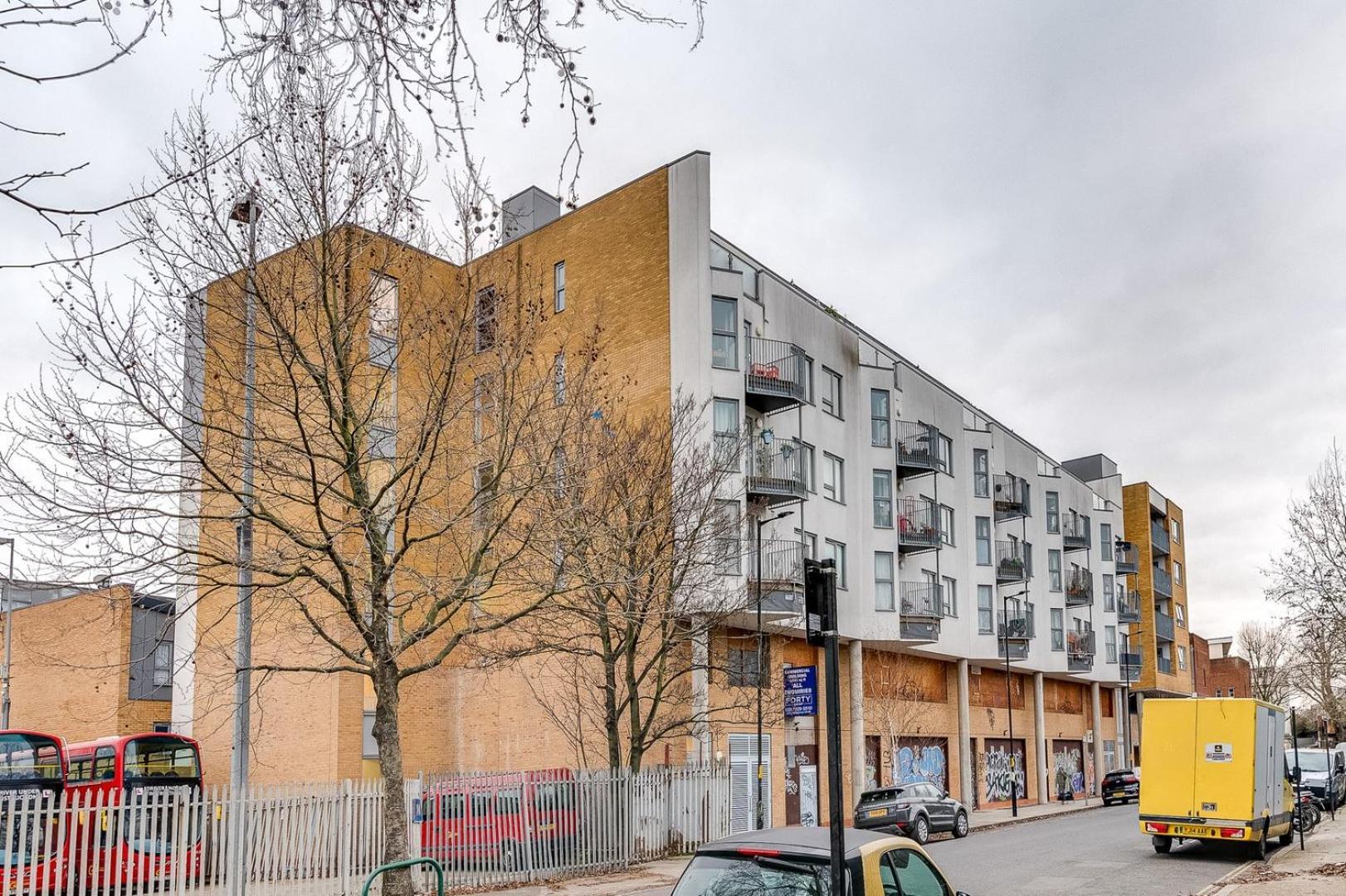 Spacious Modern Camberwell Leilighet