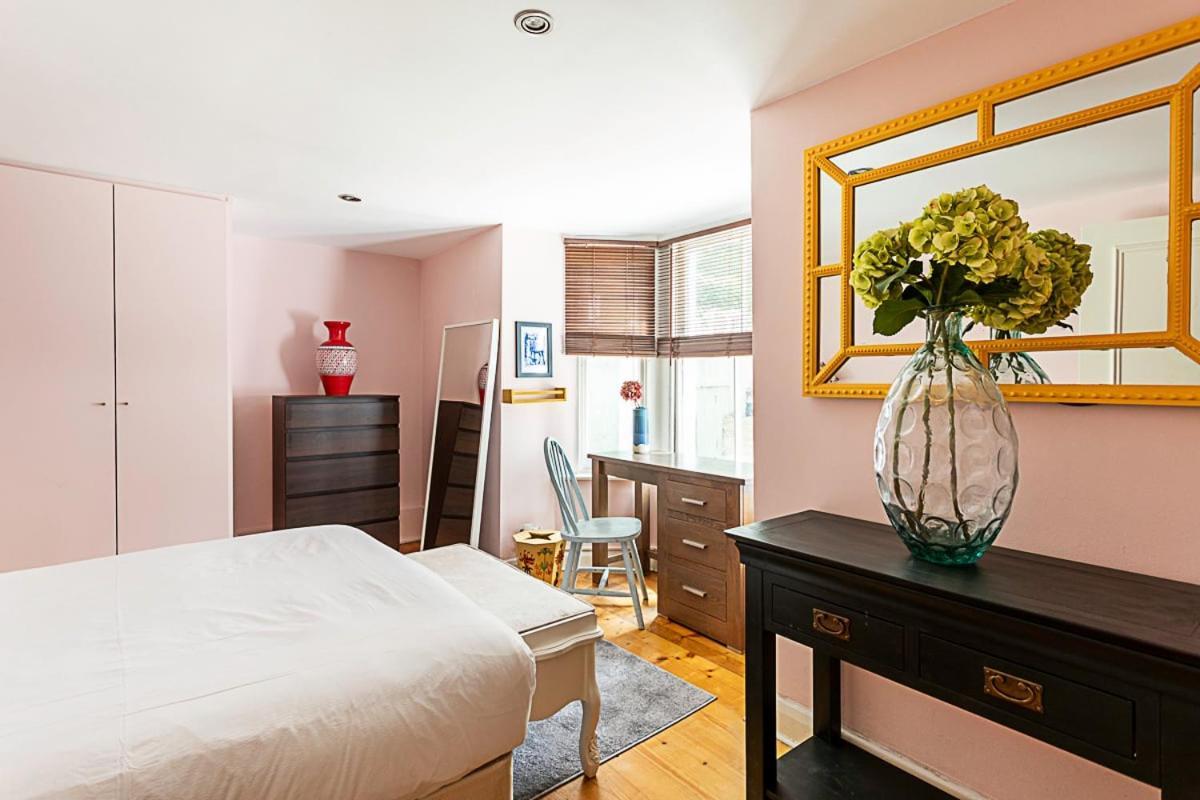 Apartment Style Three Bedroom House London