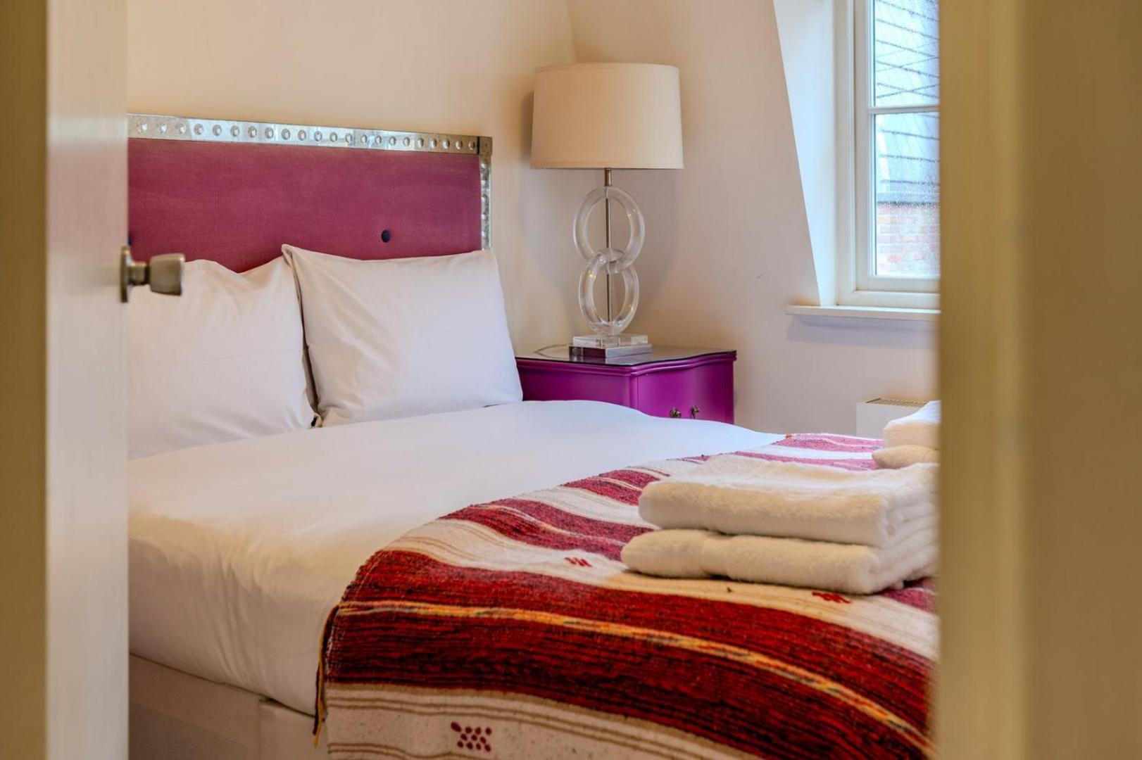 Сasa de vacaciones Beautiful Three Bedroom House In West Londres
