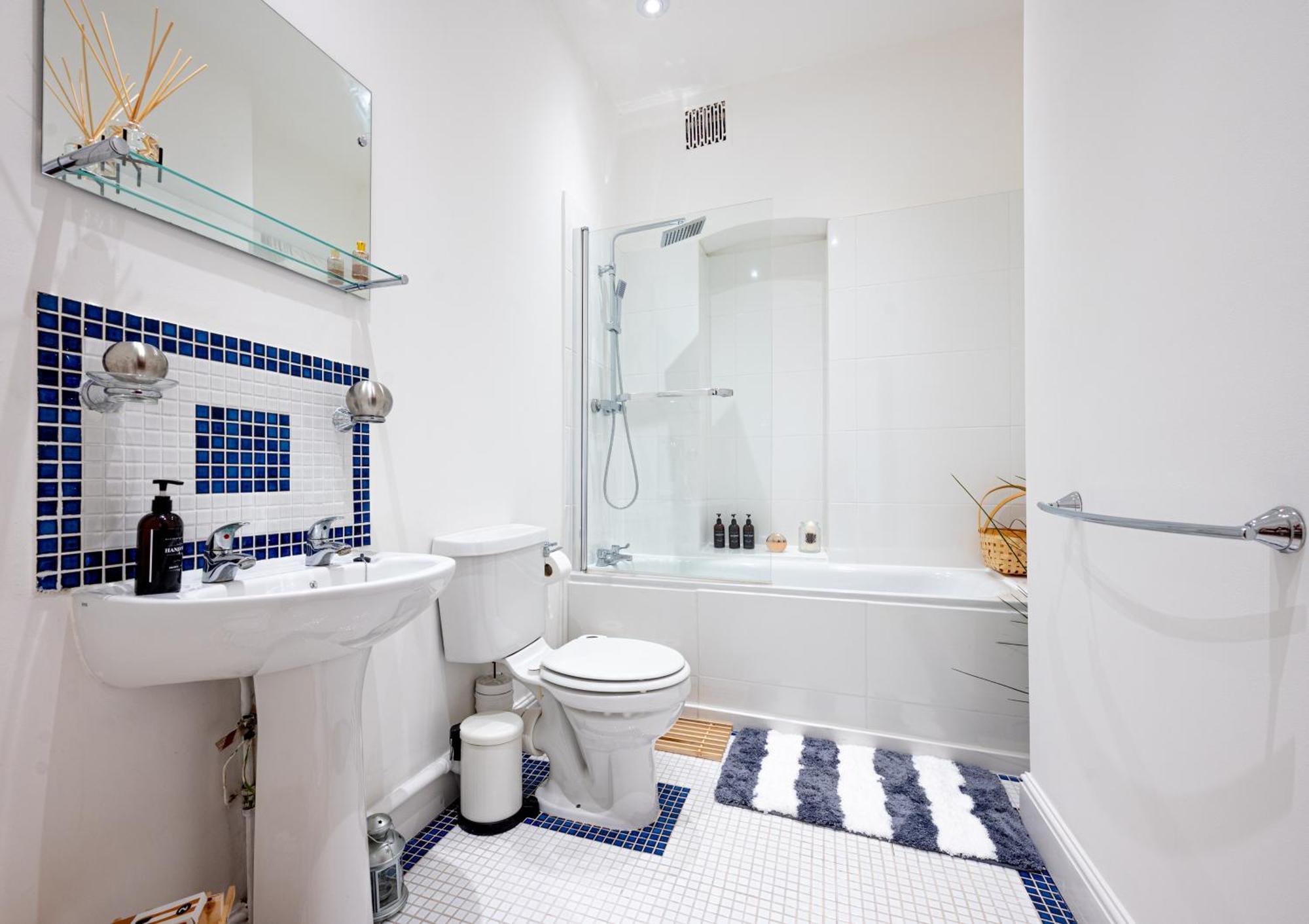 One-bed Flat, Kensington, Bank Payment To The Host Within 24h From The Reservation