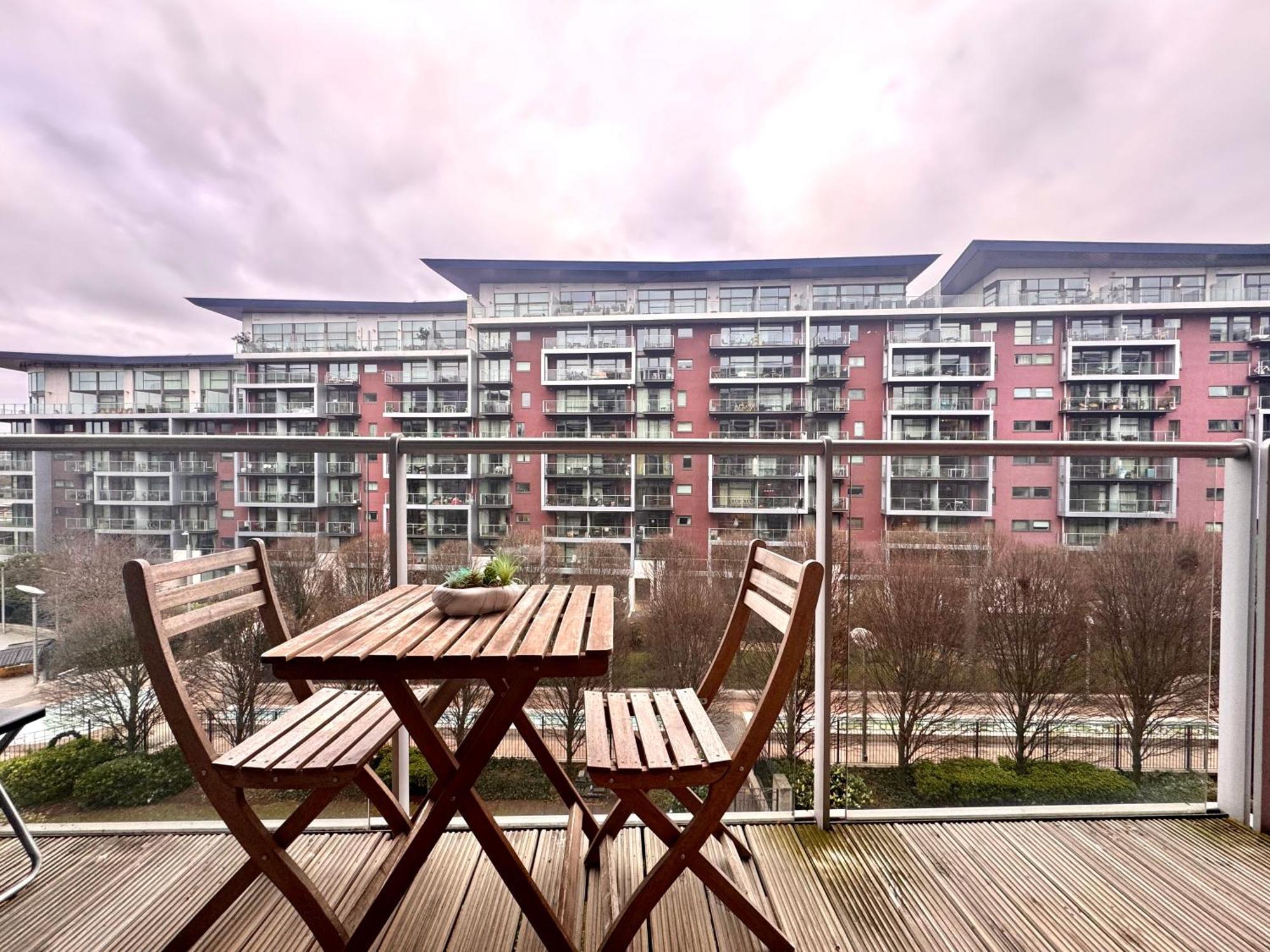 Cute 1 Bedroom Battersea Central By Wild * Londres