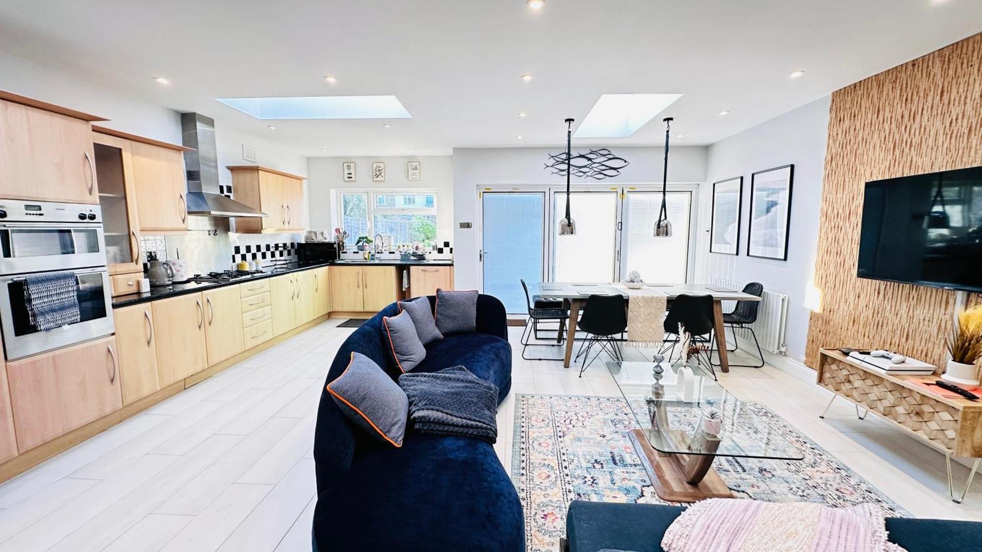 Isleworth House By Smart Corporate Ferienhaus *