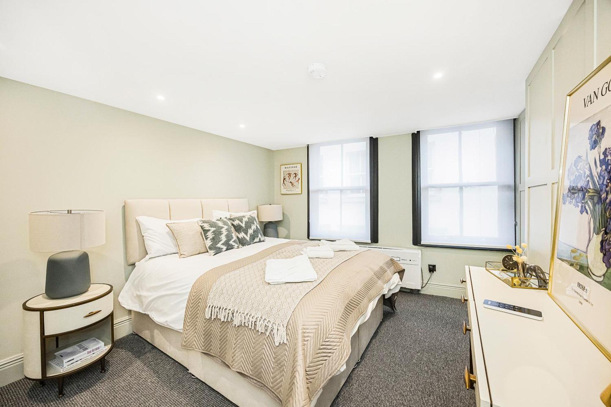 Apartment Stylish 2-bed Townhouse In Mayfair London