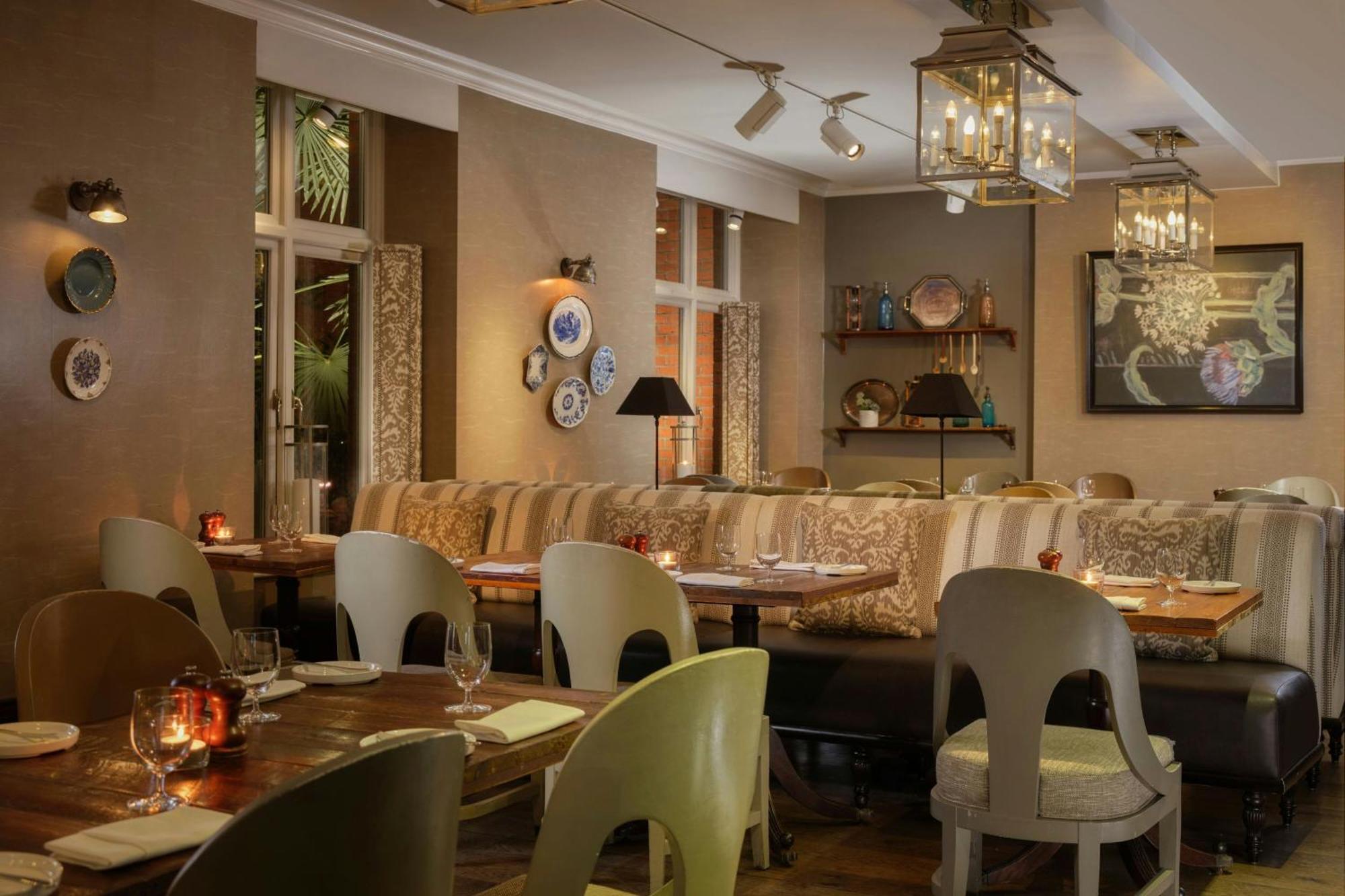 St. Ermin's Hotel, Autograph Collection Londen