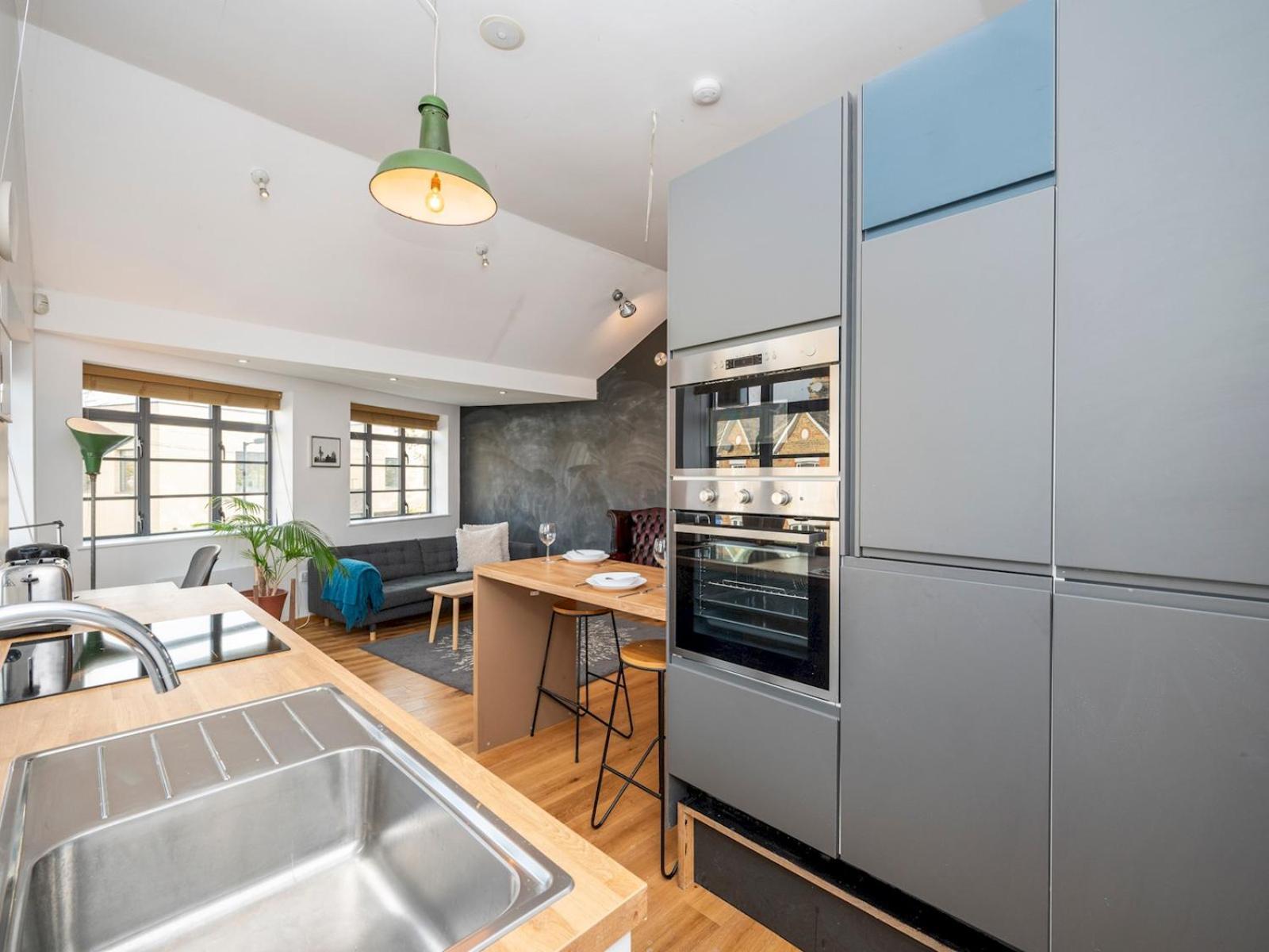 Pass The Keys Peckham 1 Bed Flat Free On Street Parking London