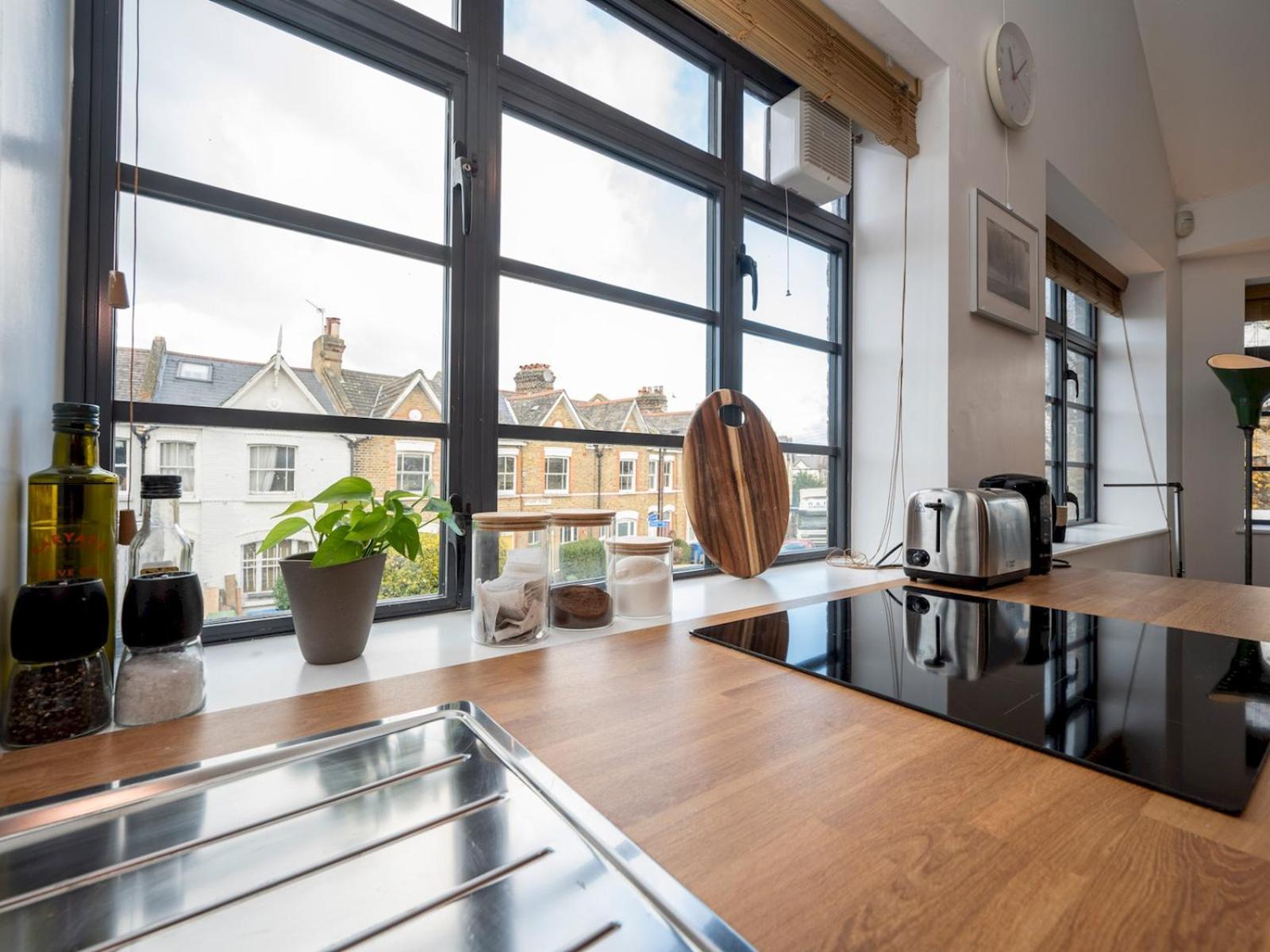Pass The Keys Peckham 1 Bed Flat Free On Street Parking Apartment London