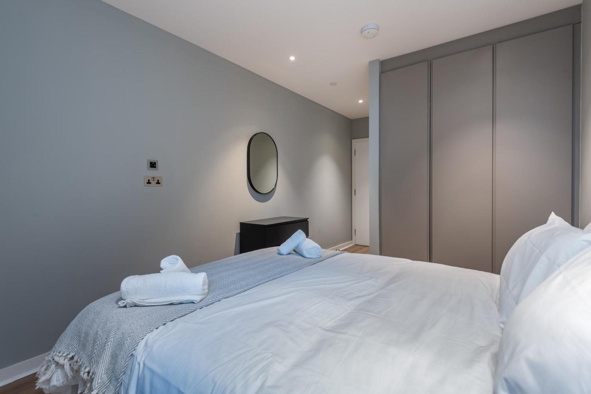 Apartment Alto - Modern Comfort & Prime Location *