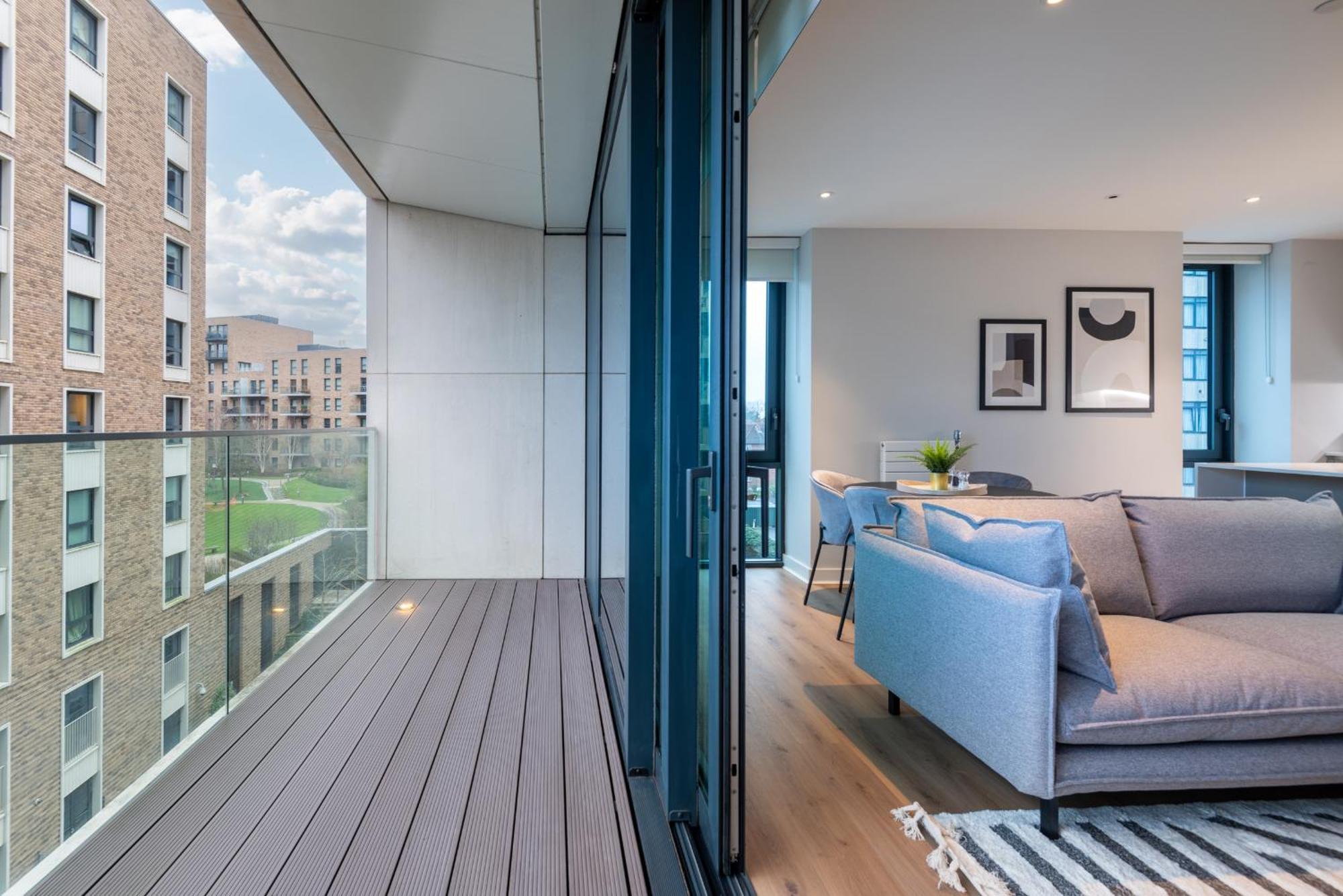 Alto - Modern Comfort & Prime Location *