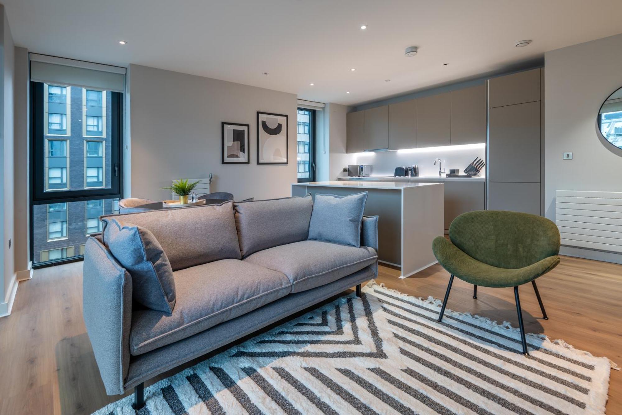 Alto - Modern Comfort & Prime Location