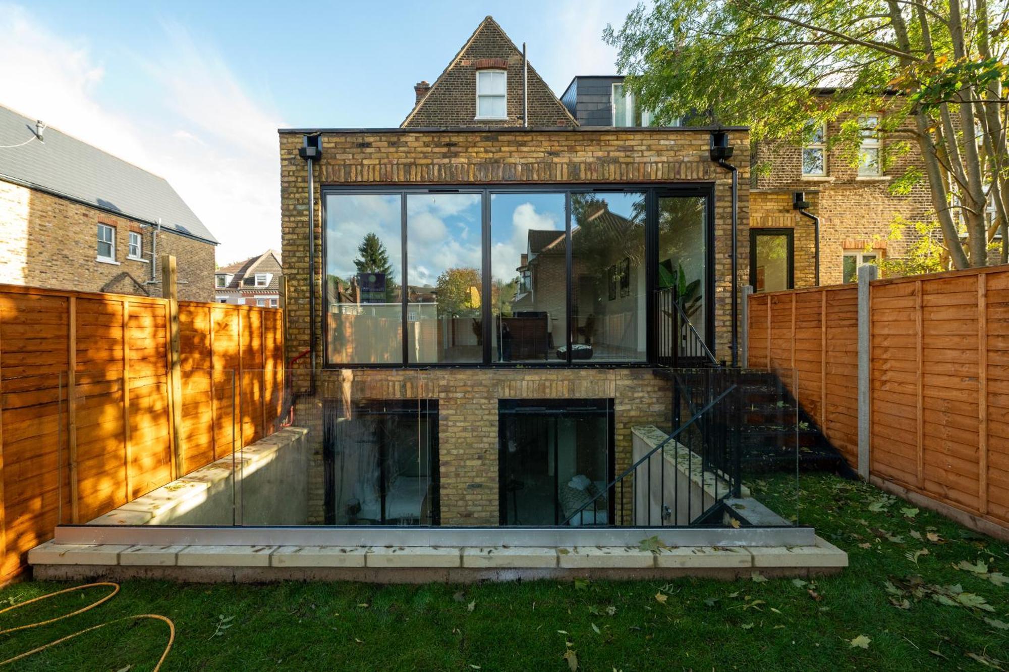 Modern & Bright Luxury In Honor Oak * Londen