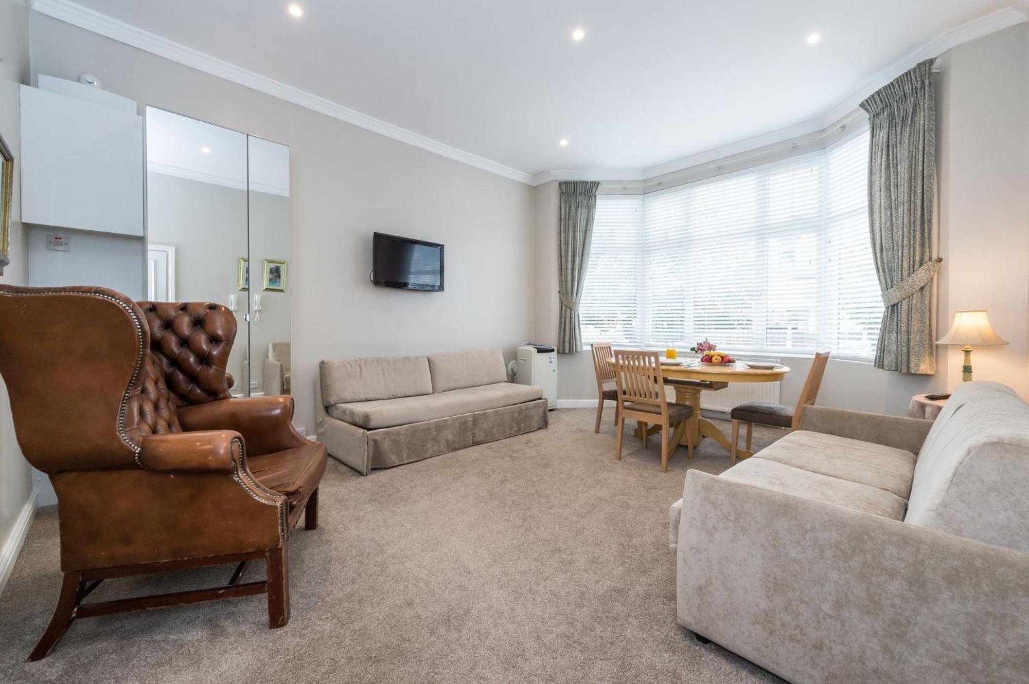Stylish Apartment,12 Minutes Tube To Oxford Street,central London,ac,free Wifi Apartment London