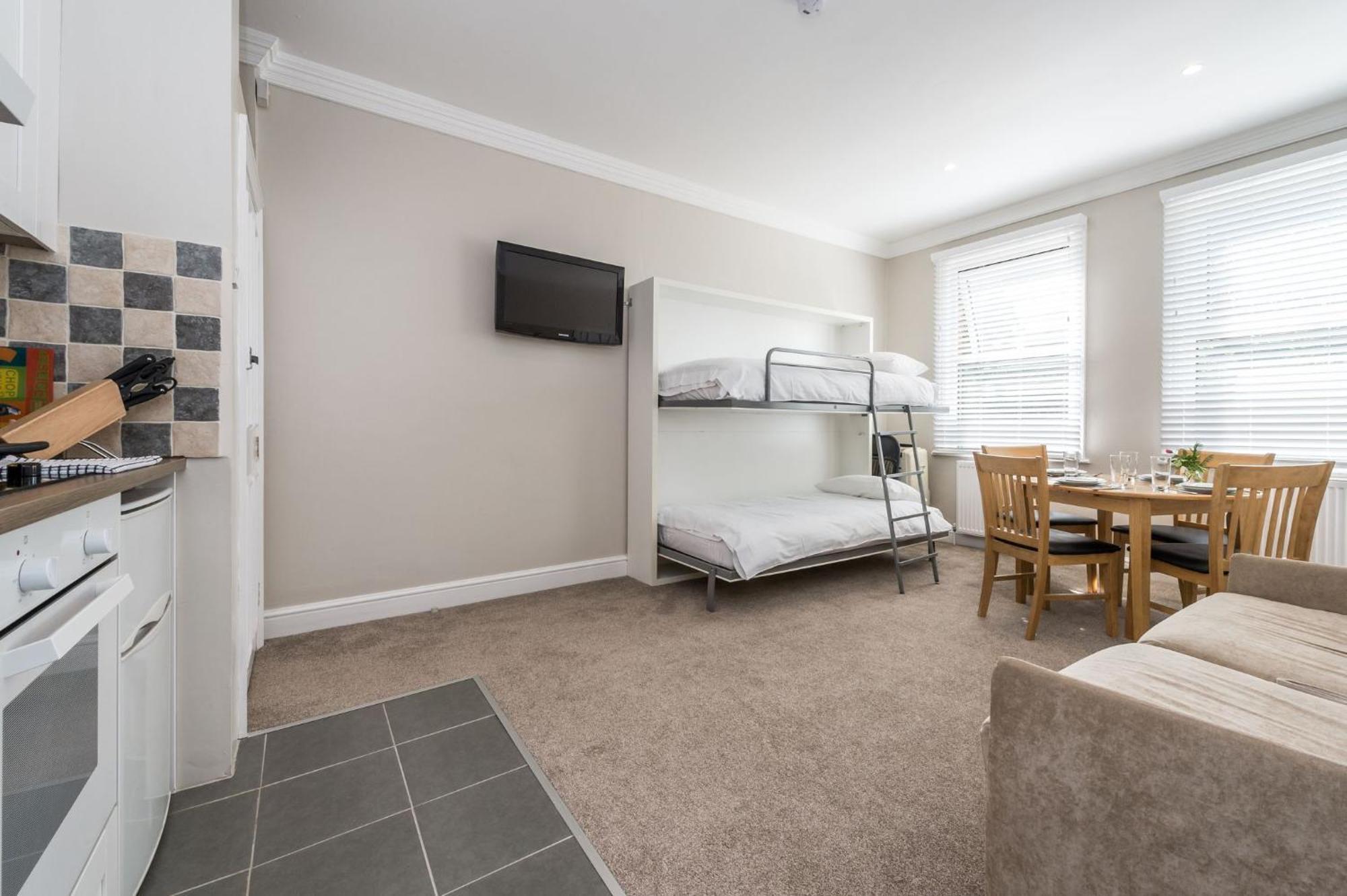 Stylish Apartment,12 Minutes Tube To Oxford Street,central London,ac,free Wifi * London