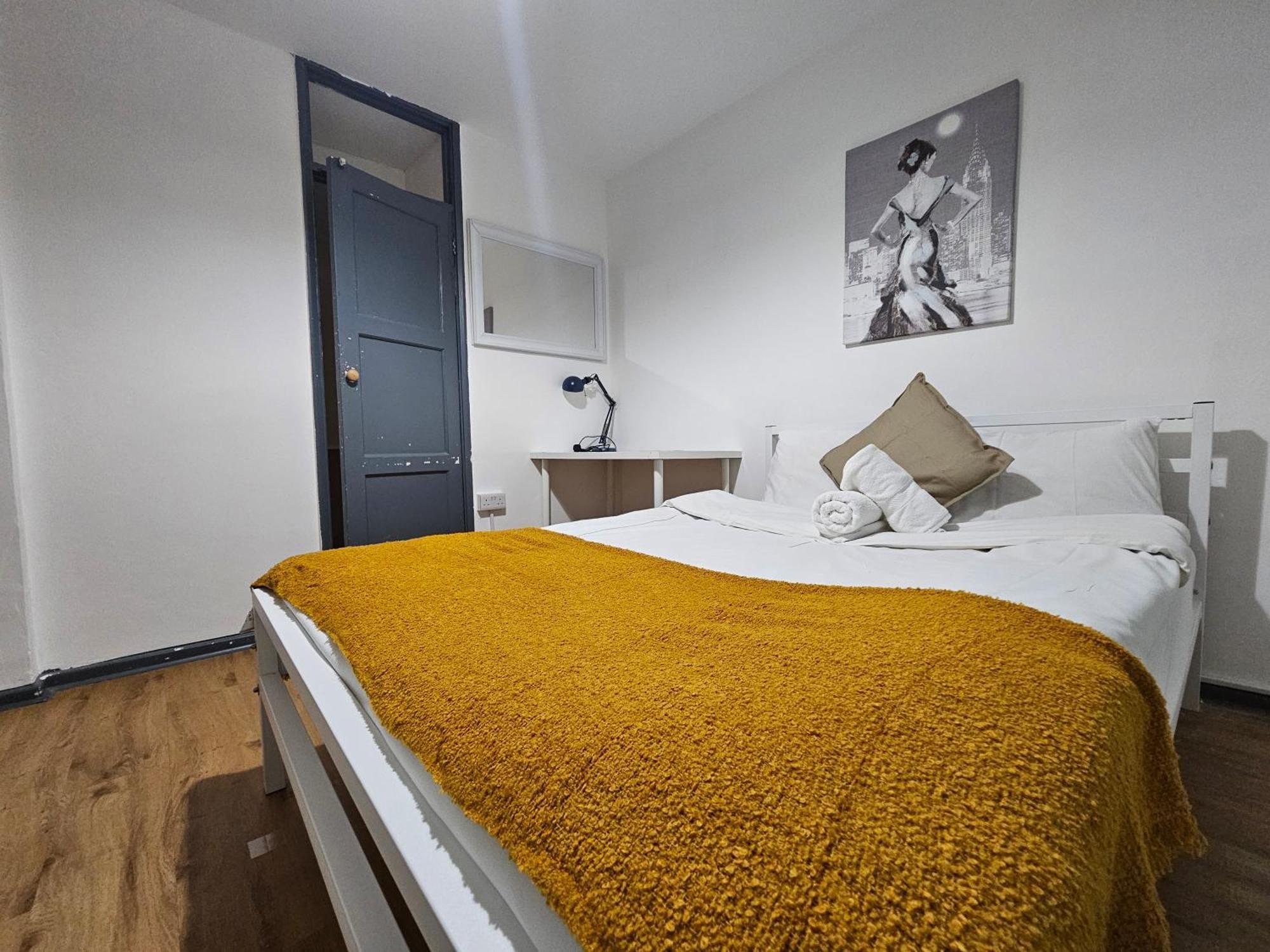 Gasthof E14 London