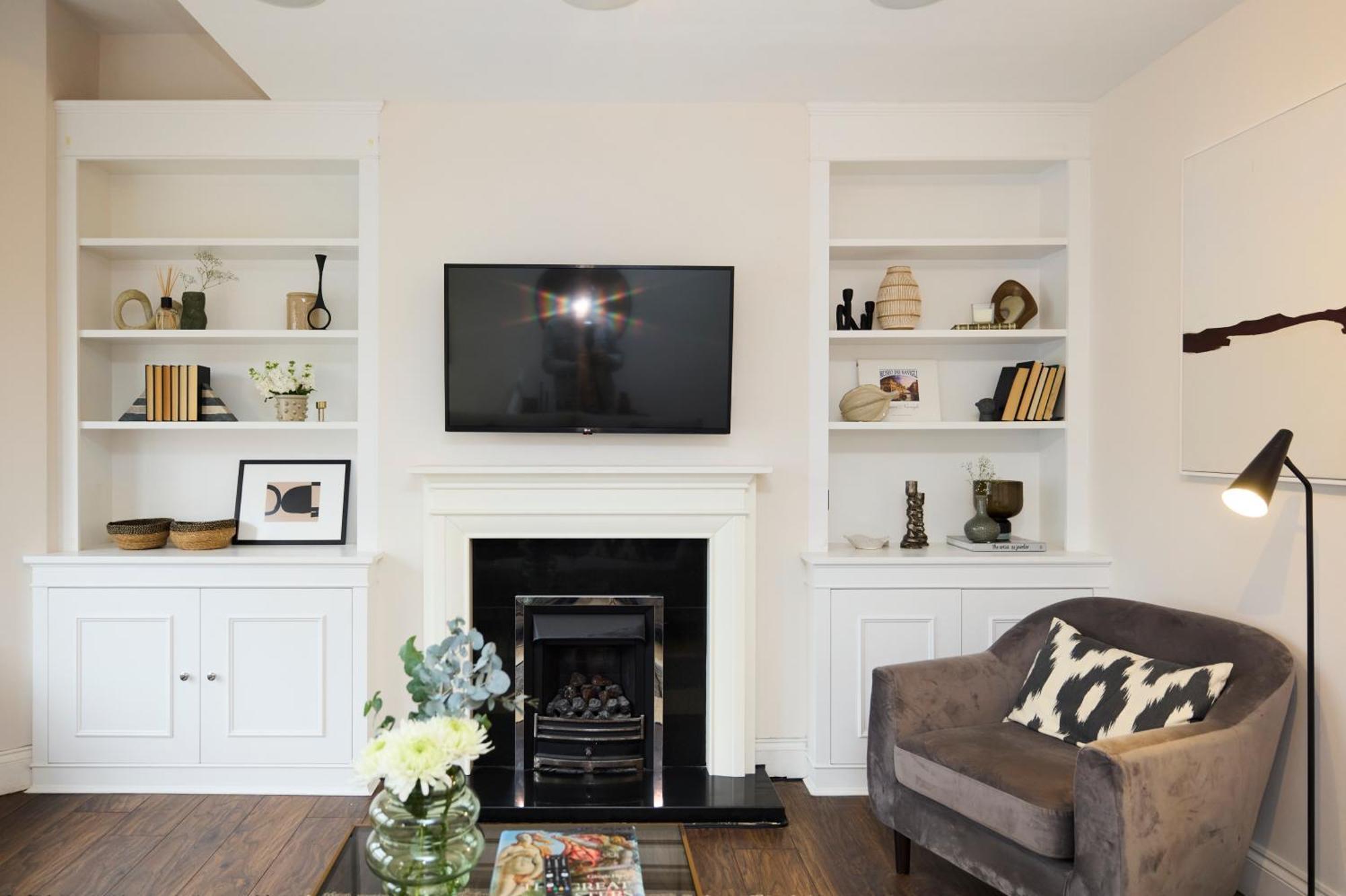 The Kensal Place - Modish 2bdr Flat With Study Appartement Londen